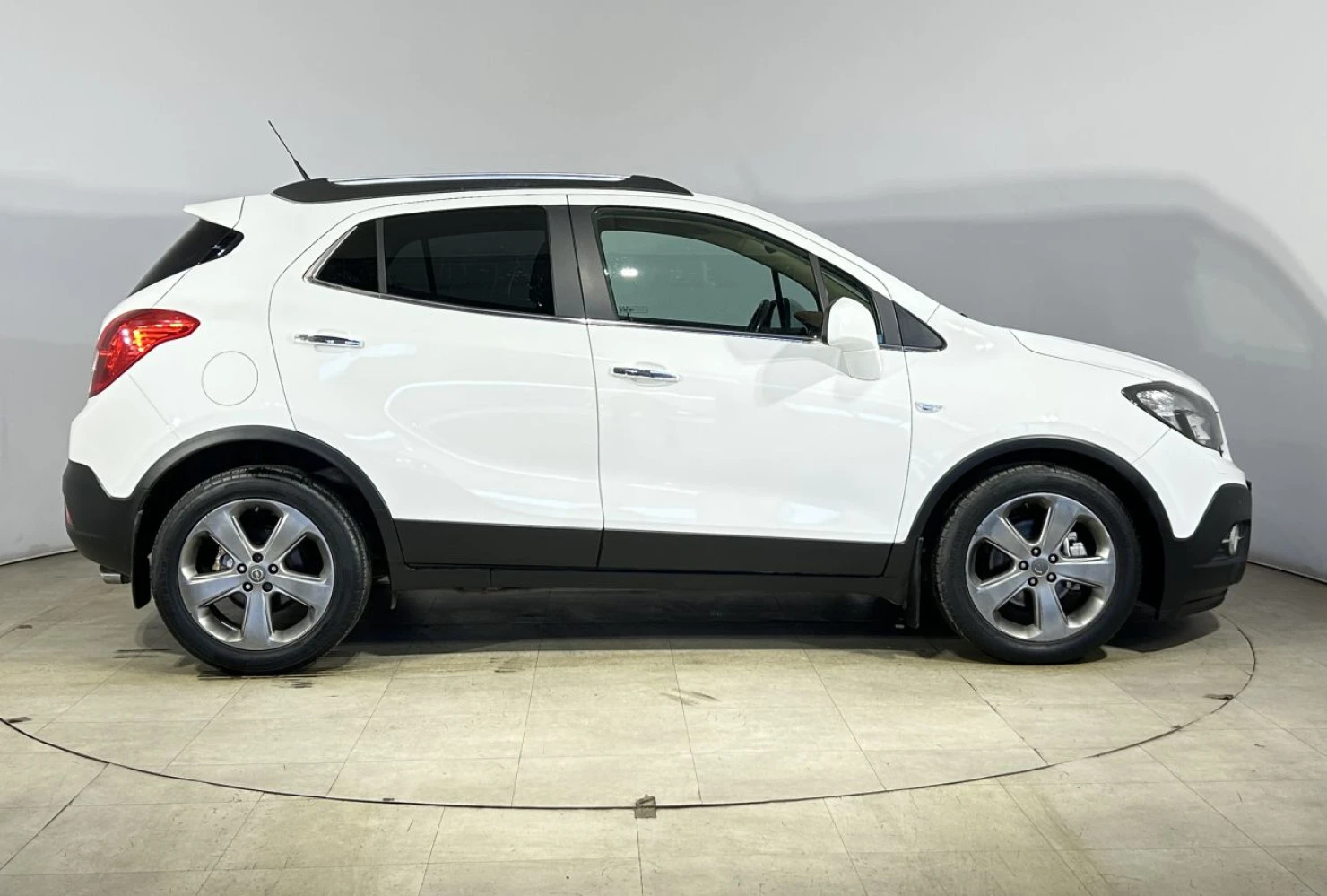 Opel Mokka, 2013