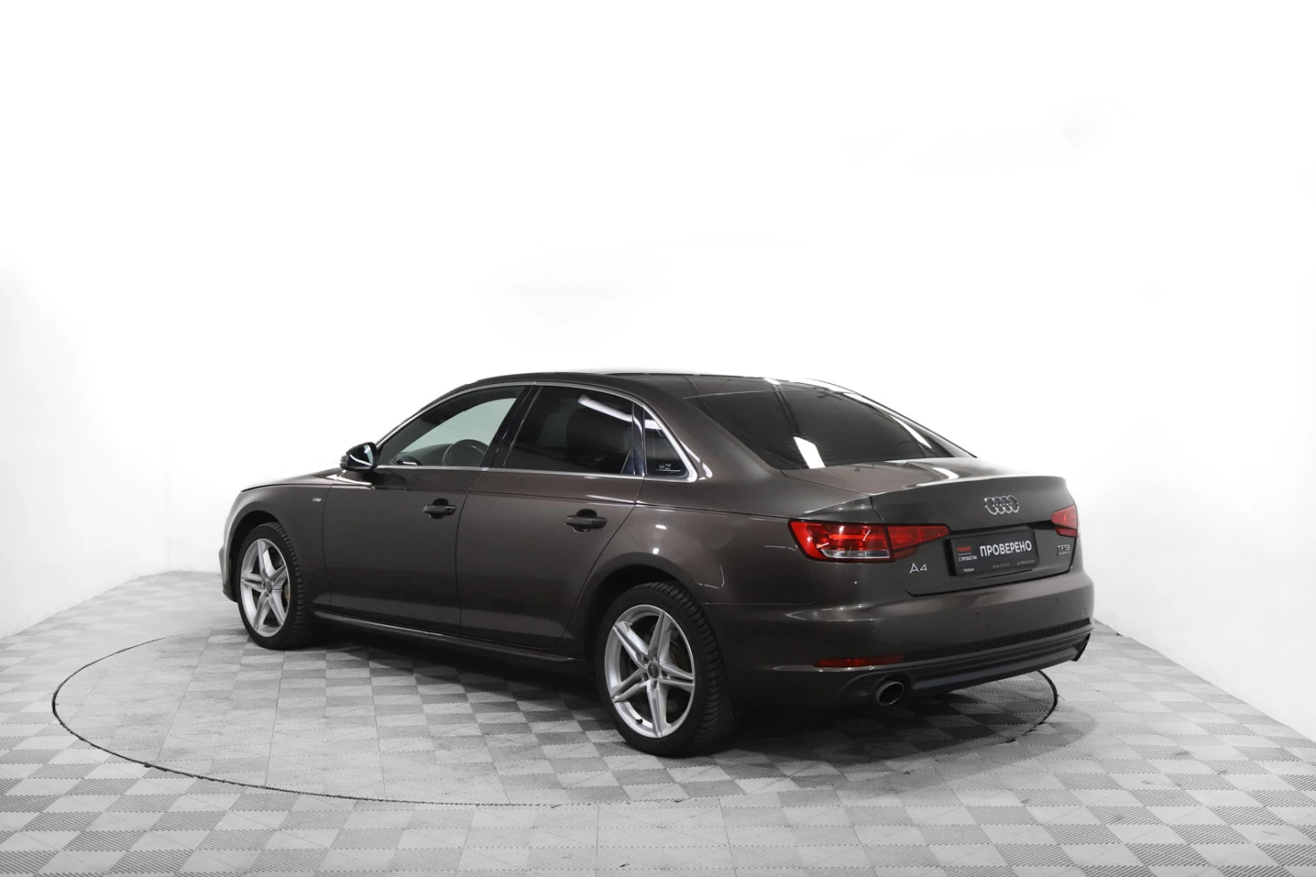 Audi A4, 2016