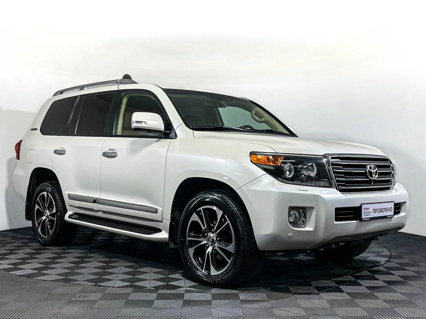 Toyota Land Cruiser, 2014