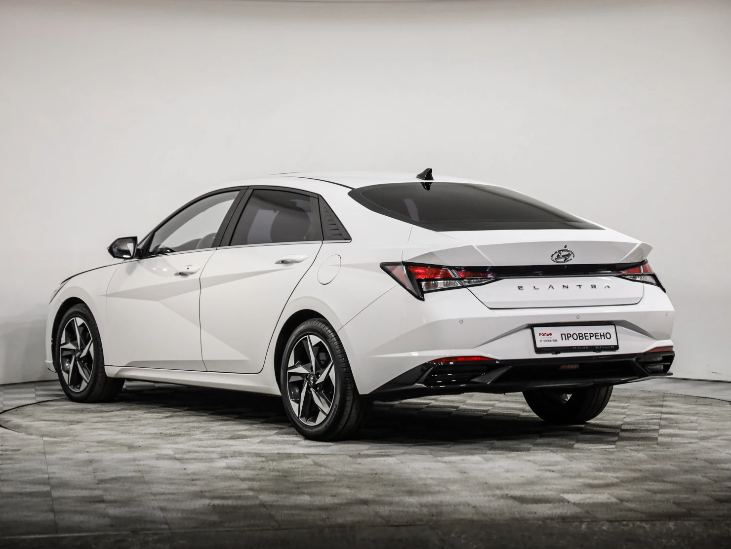Hyundai Elantra, 2023