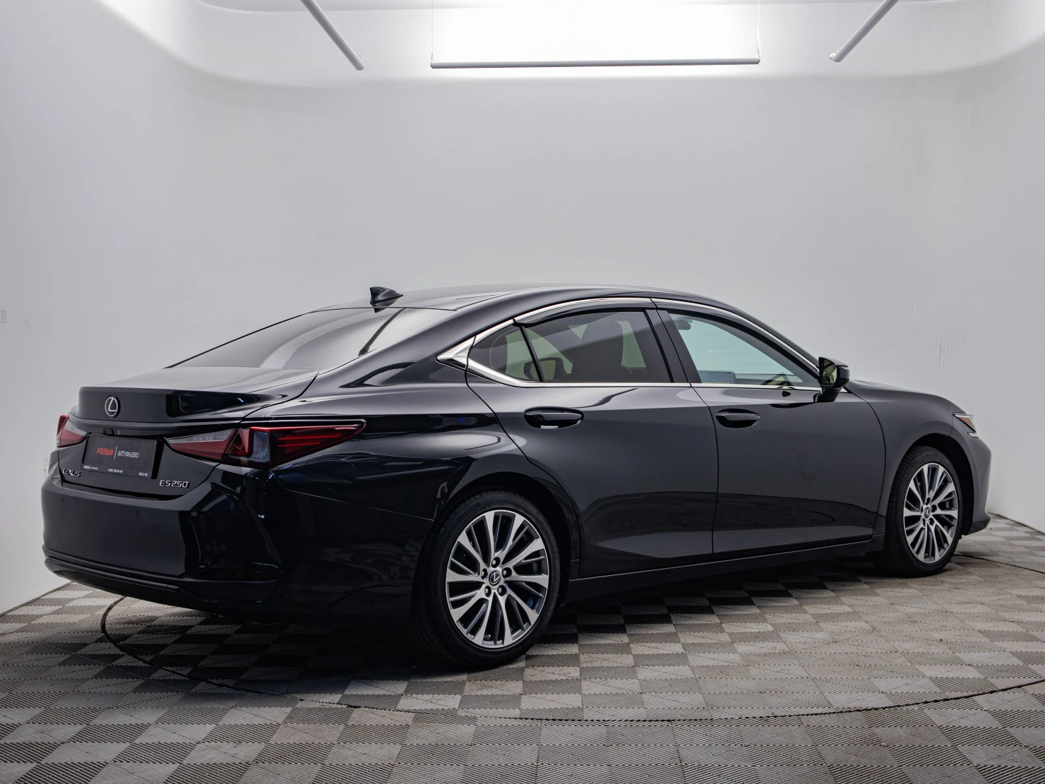 Lexus ES, 2020
