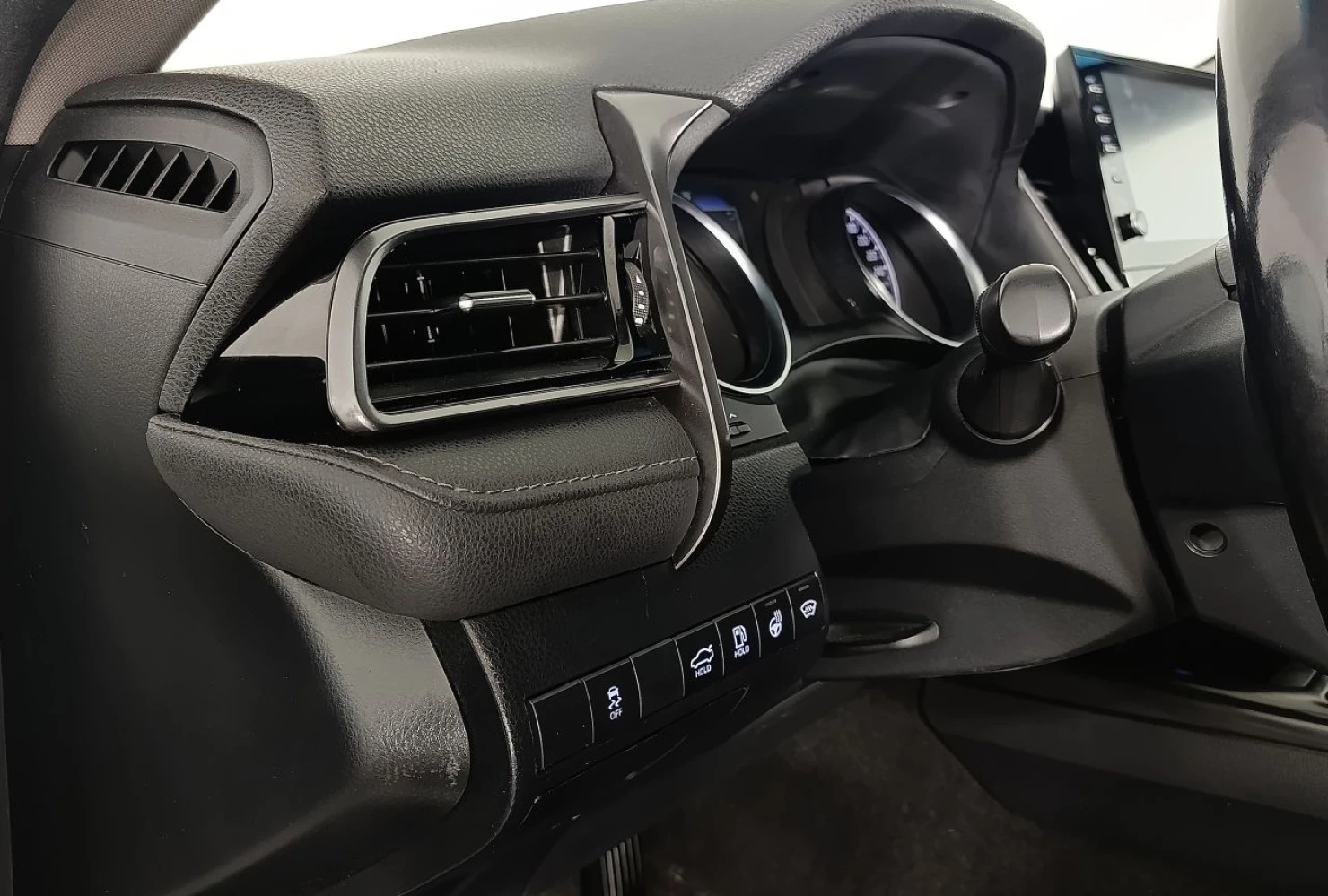 Toyota Camry, 2022