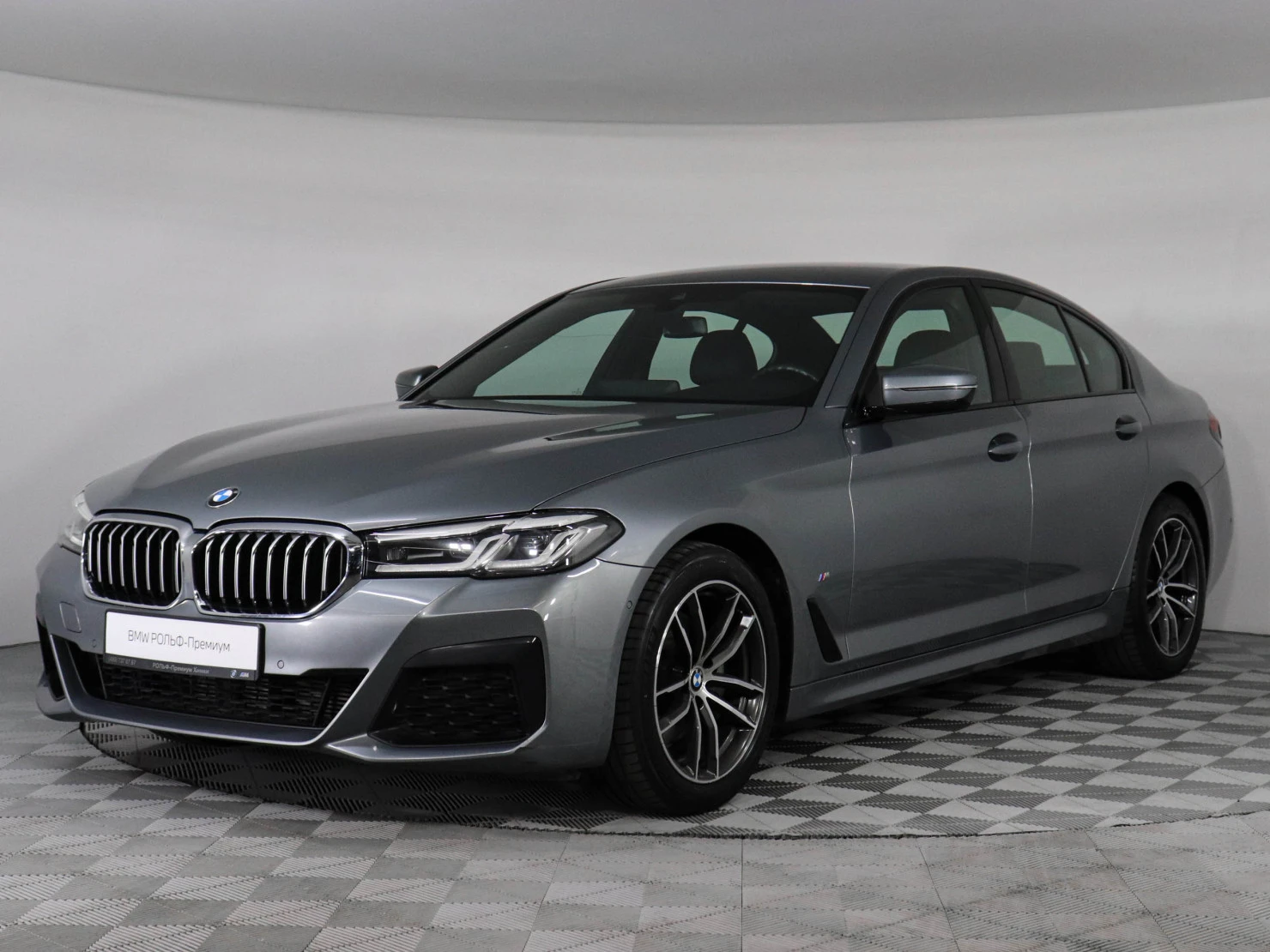 BMW 5 серии, 2023