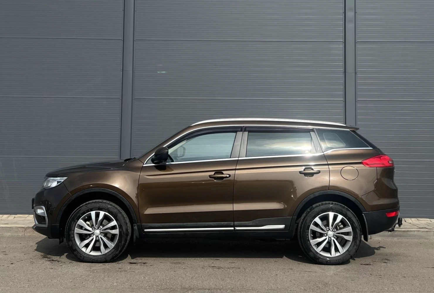 Geely Atlas, 2021