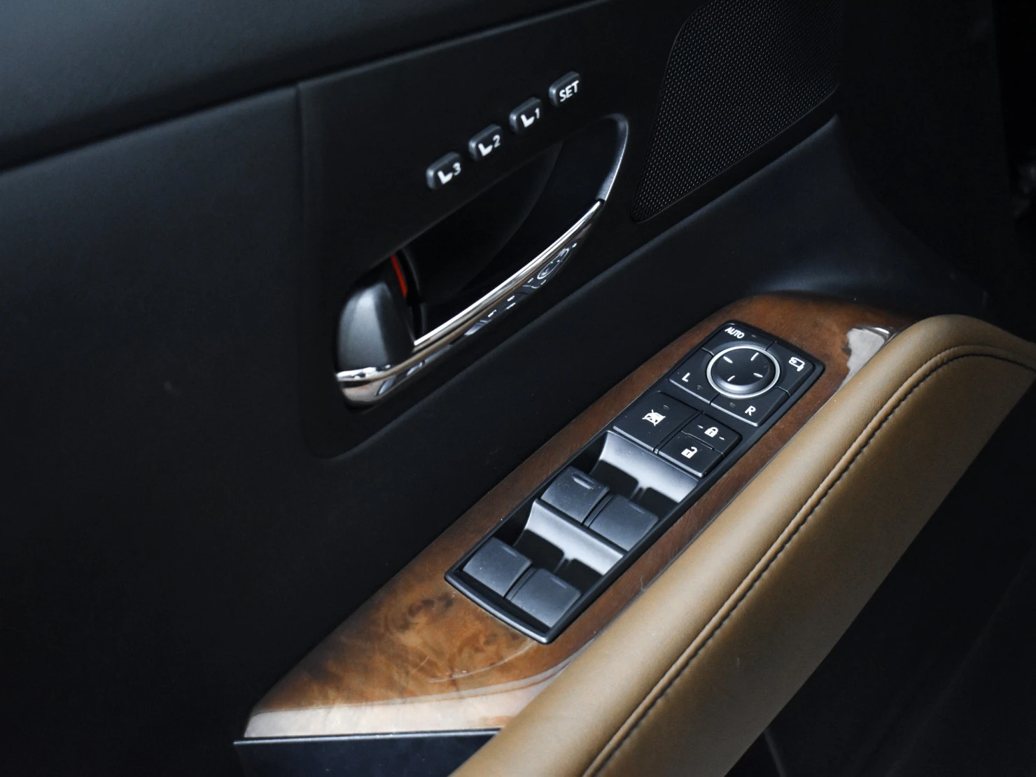 Lexus RX, 2013
