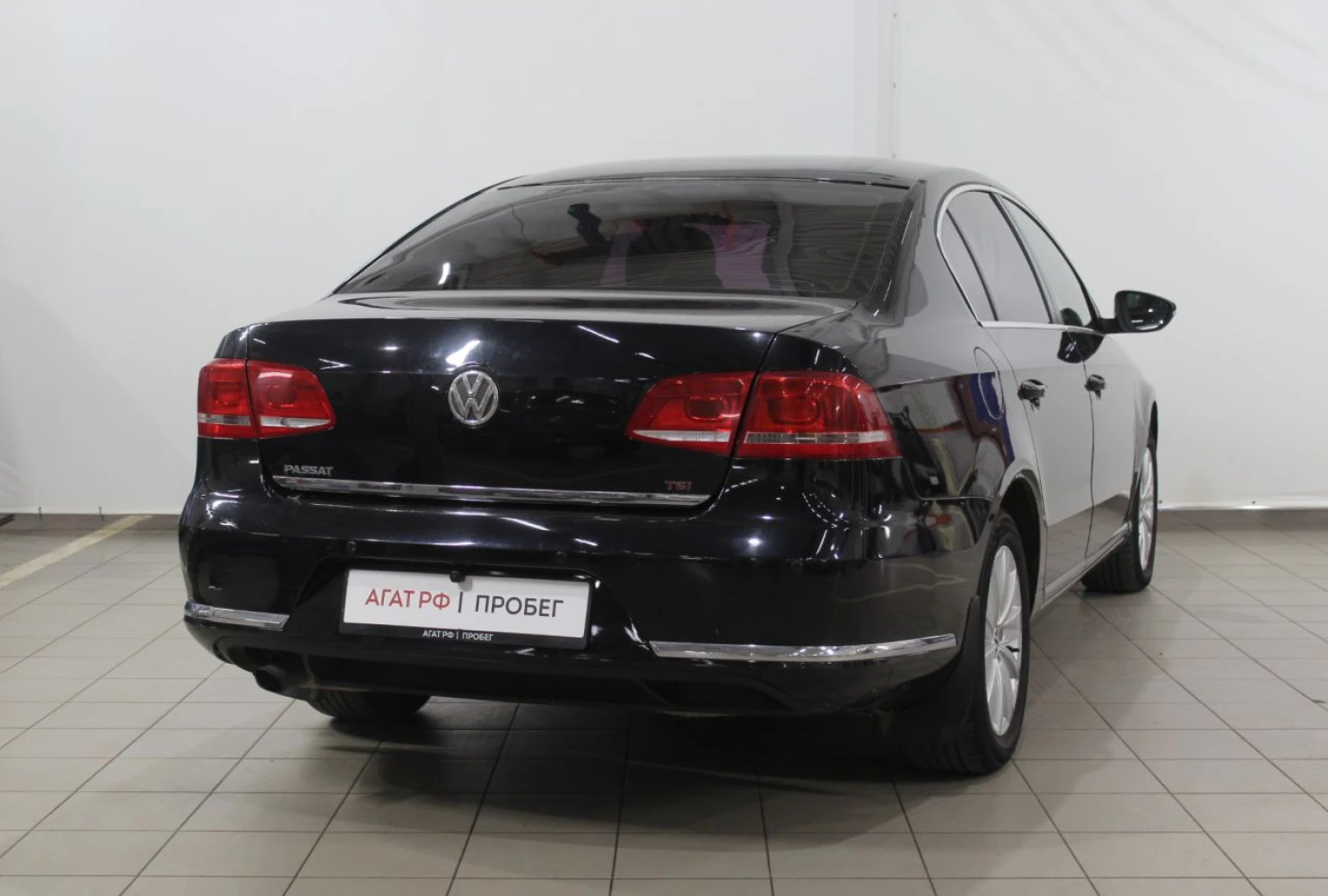 Volkswagen Passat, 2011