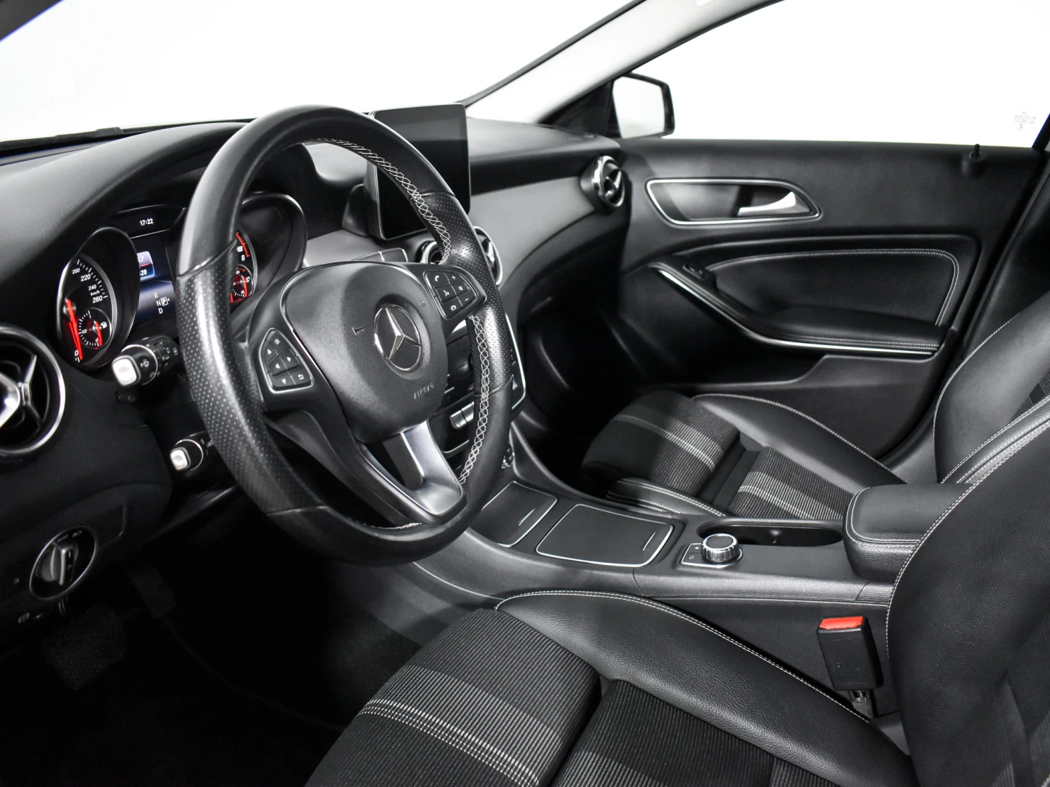 Mercedes-Benz GLA, 2018