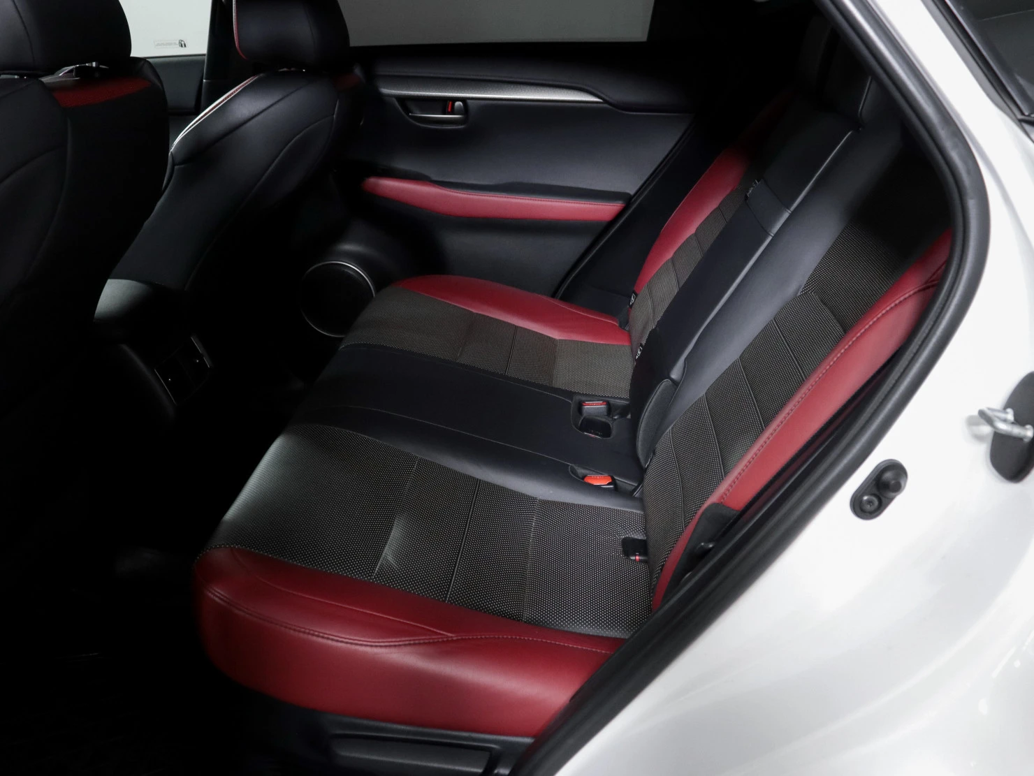 Lexus NX, 2019