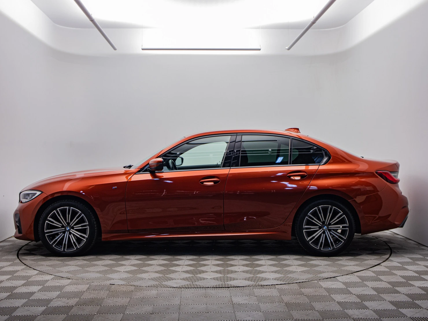 BMW 3 серии, 2021