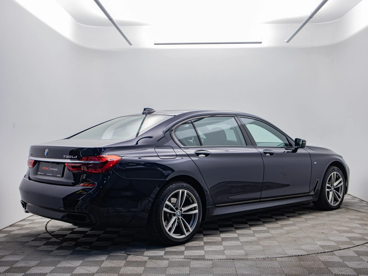 BMW 7 серии, 2018