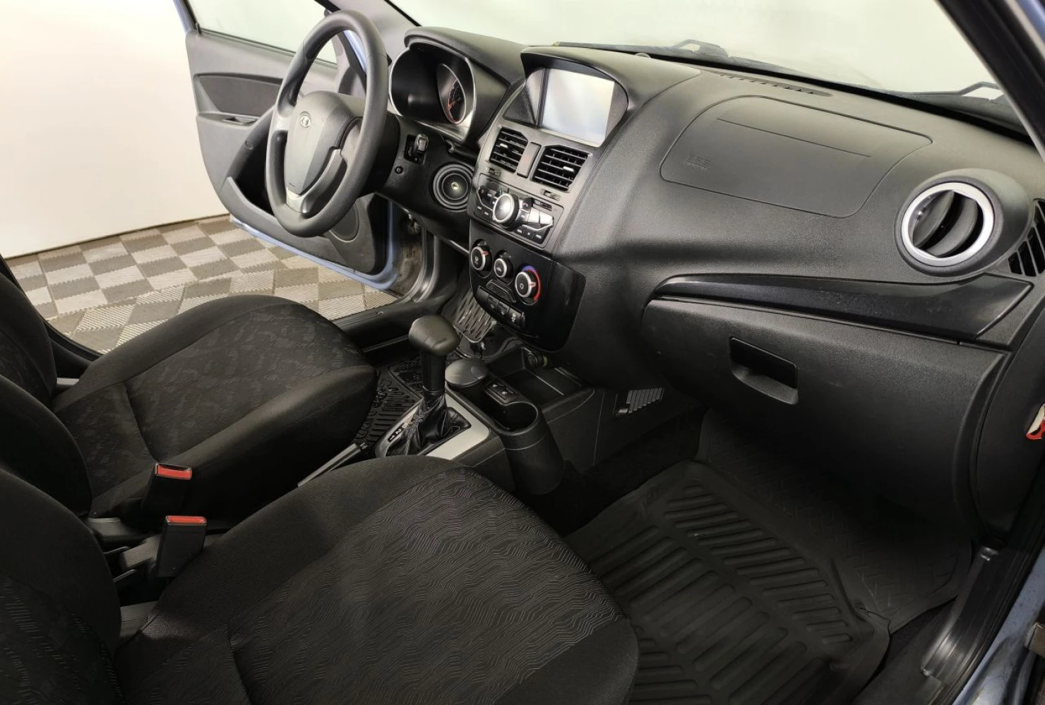 LADA (ВАЗ) Kalina, 2015