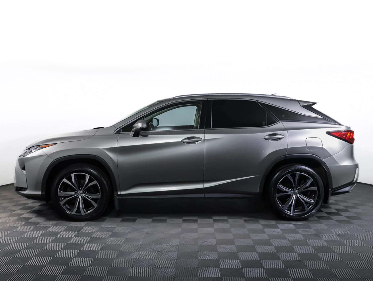 Lexus RX, 2016