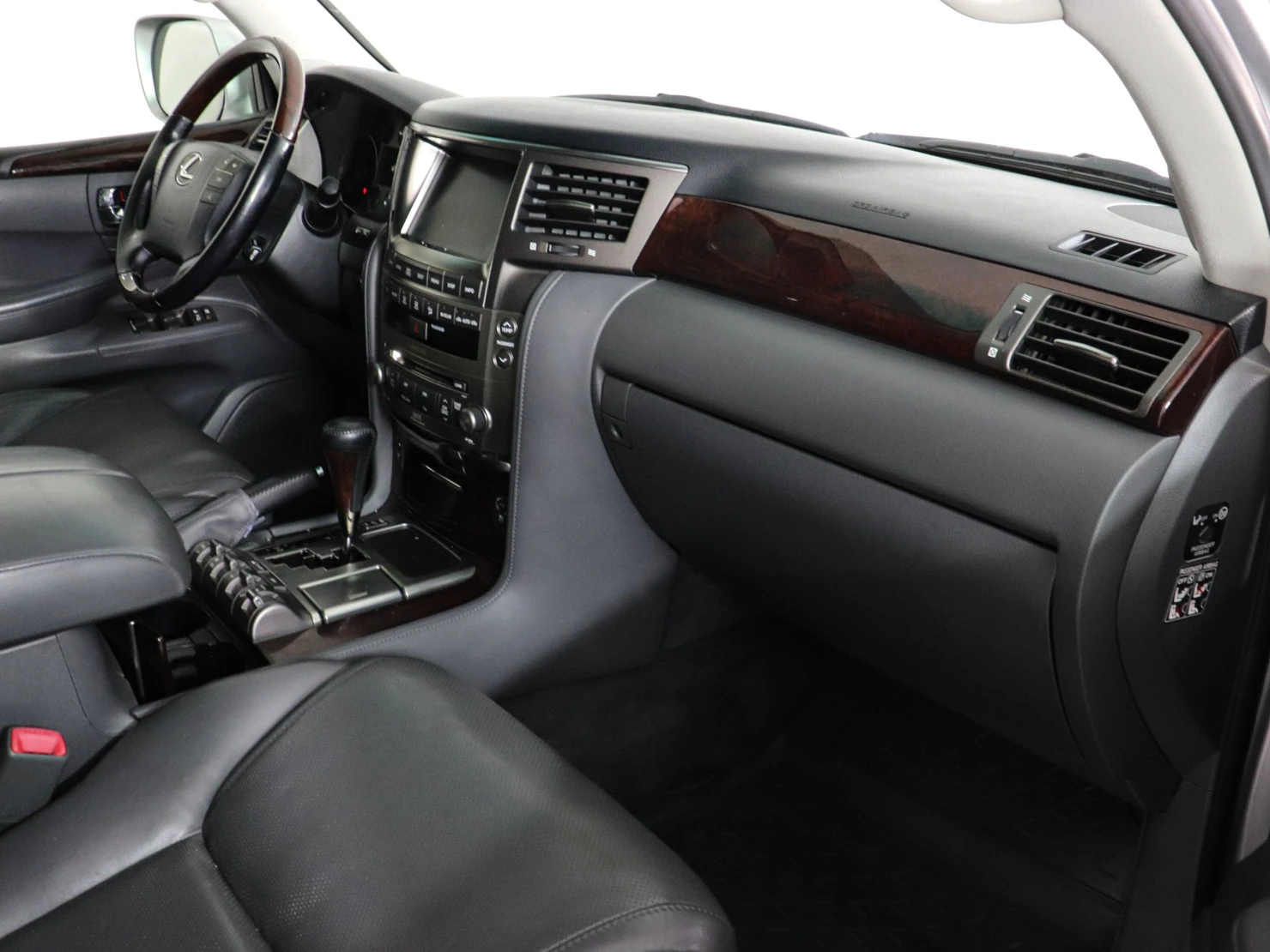 Lexus LX, 2008