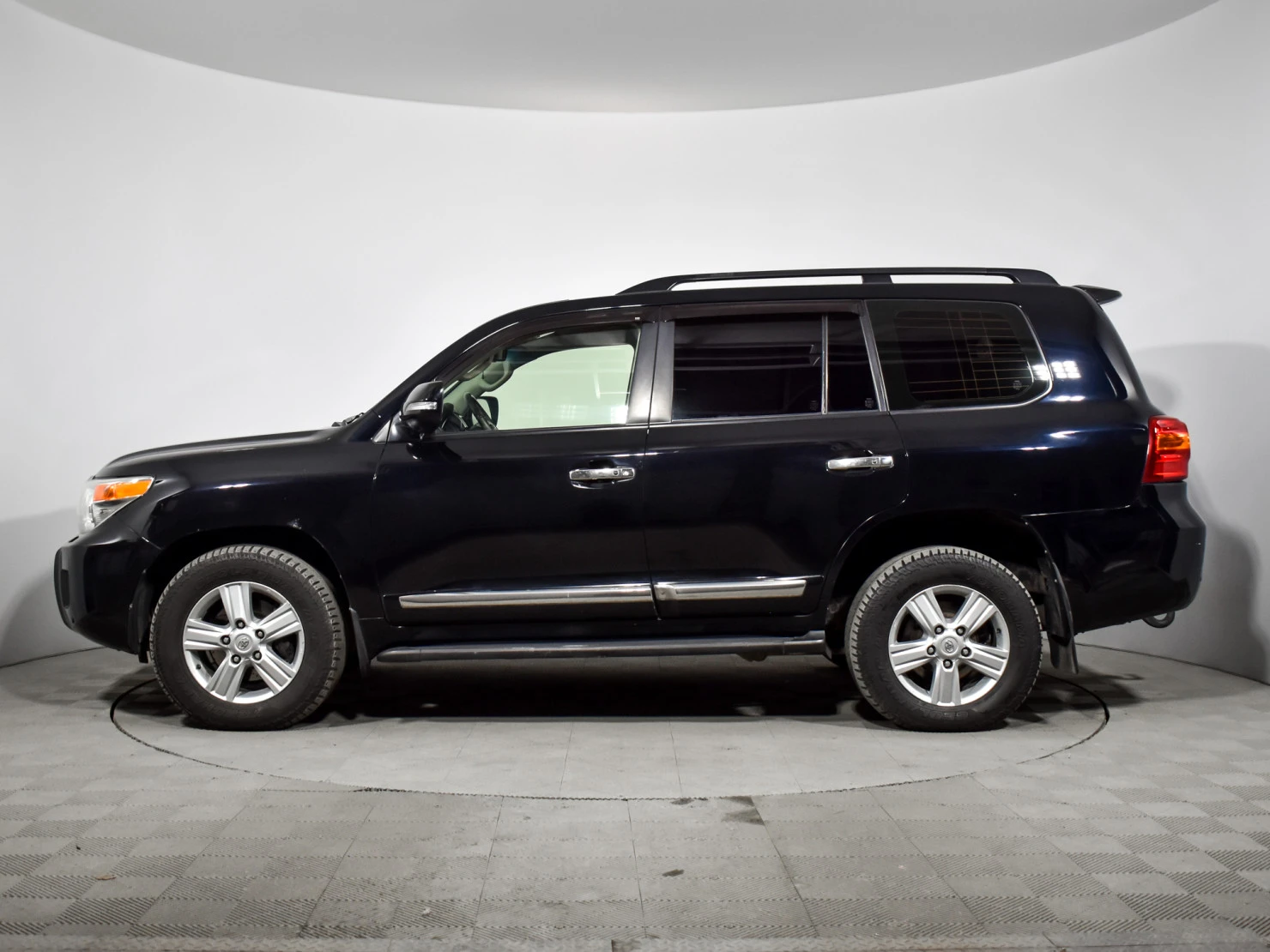 Toyota Land Cruiser, 2012