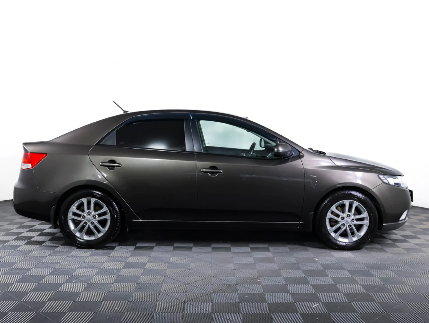 Kia Cerato, 2011