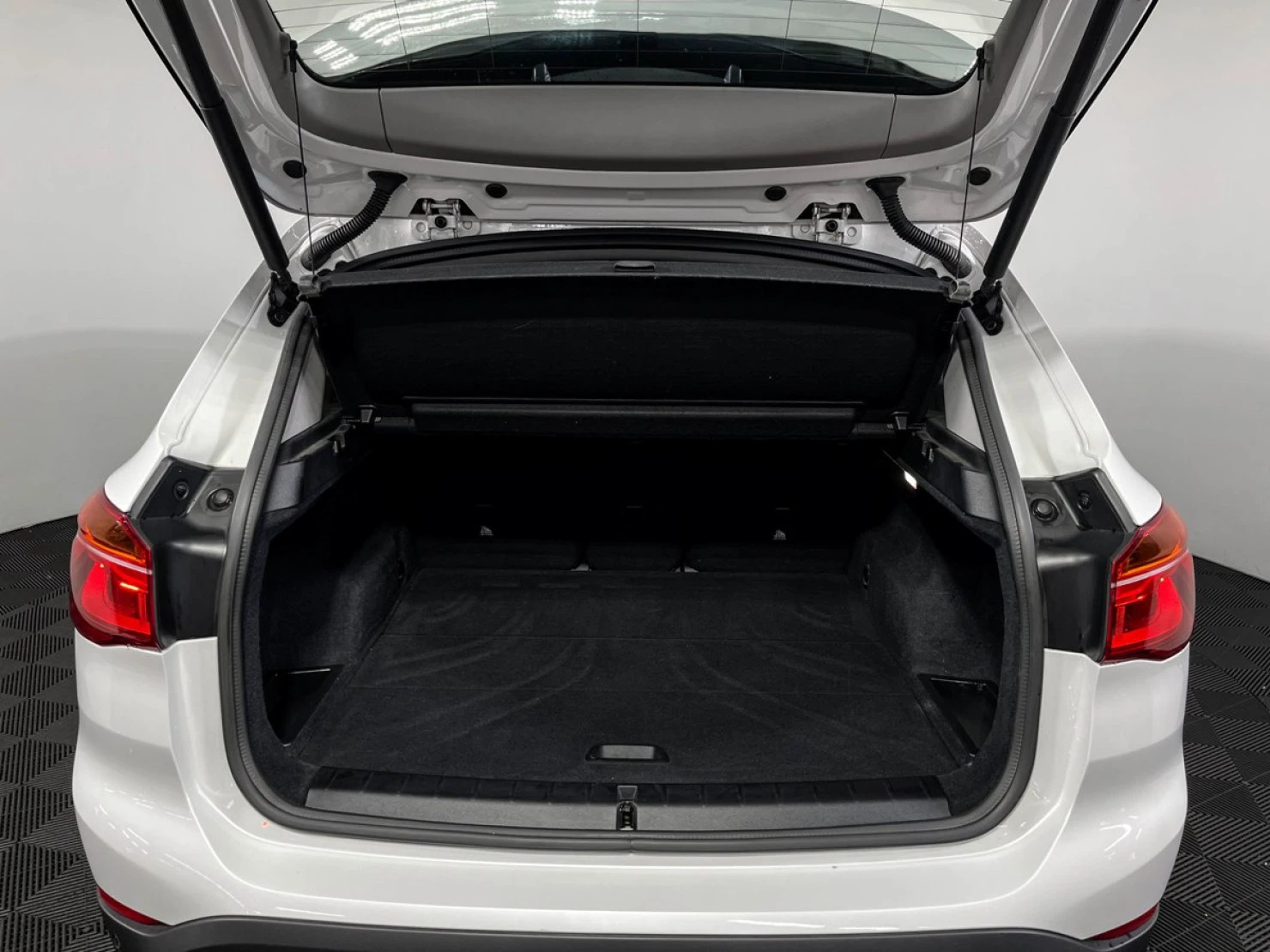 BMW X1, 2016