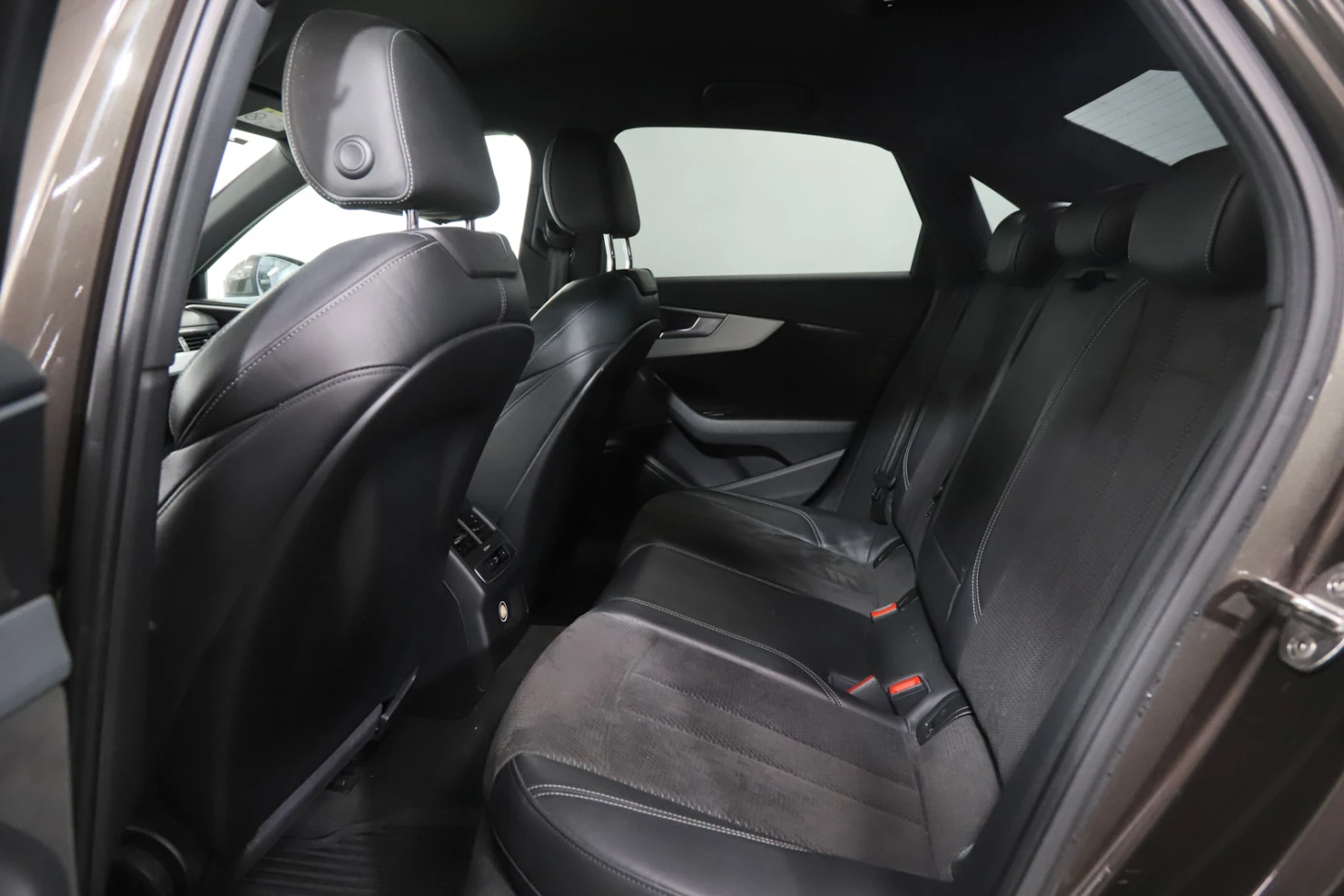 Audi A4, 2016