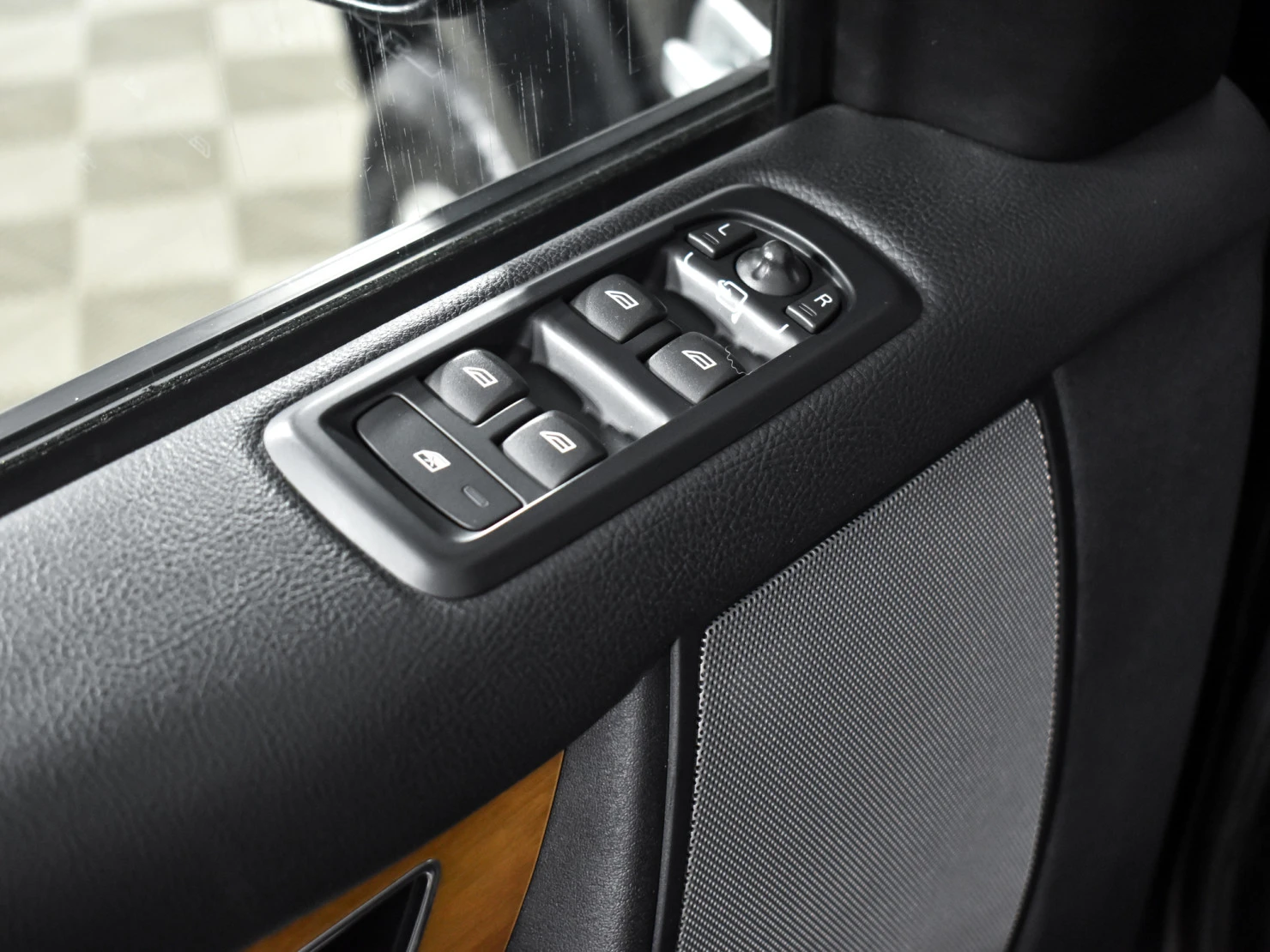 Land Rover Discovery, 2012