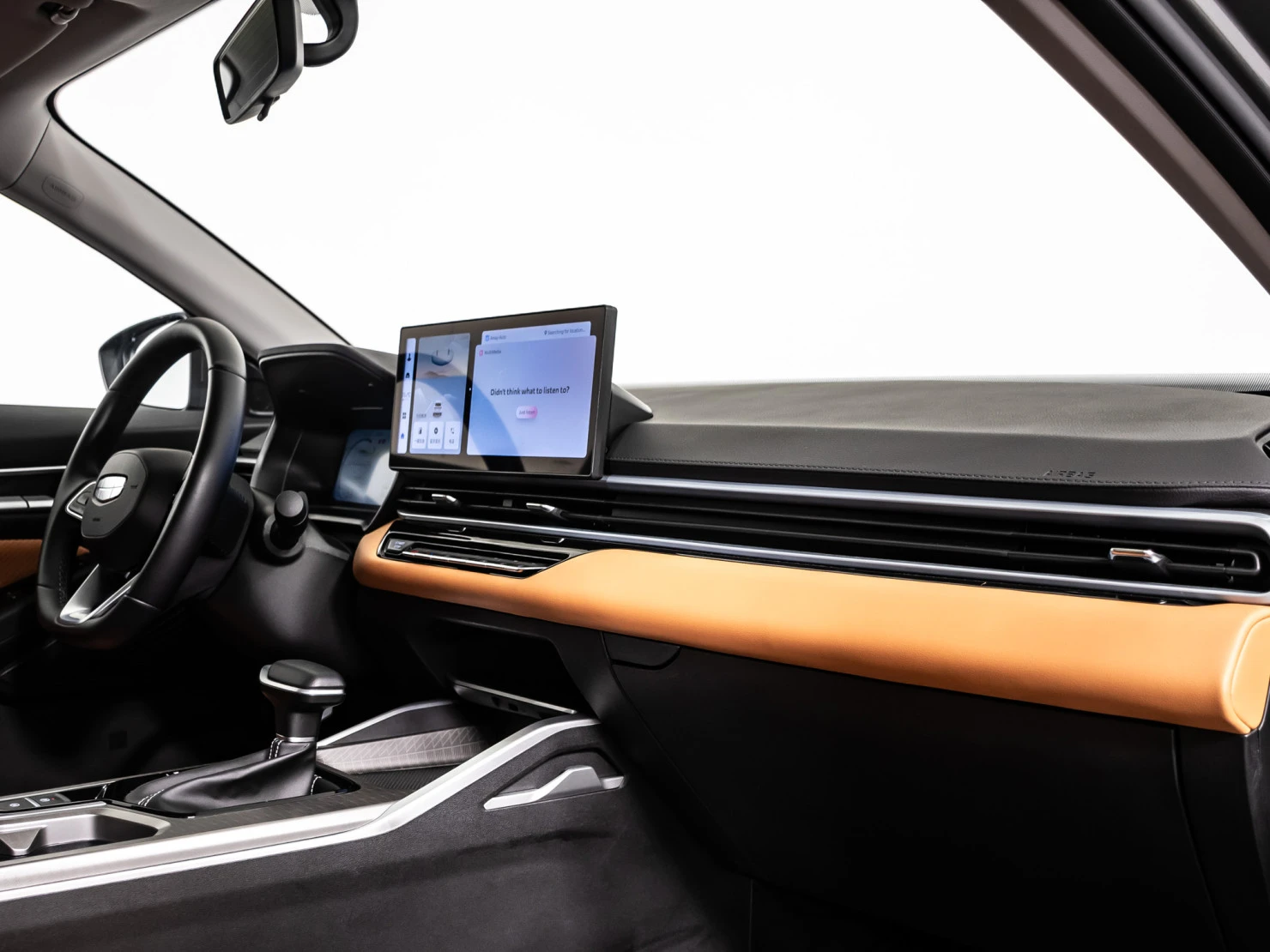 Geely Emgrand, 2024