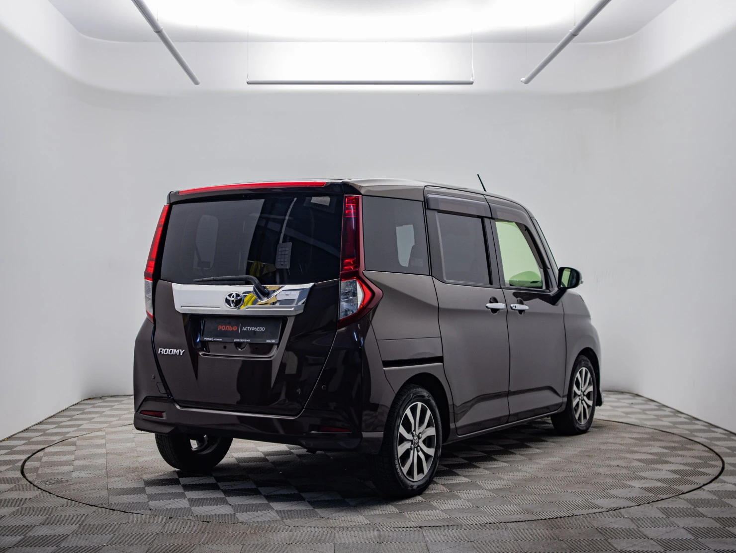 Toyota Roomy, 2017