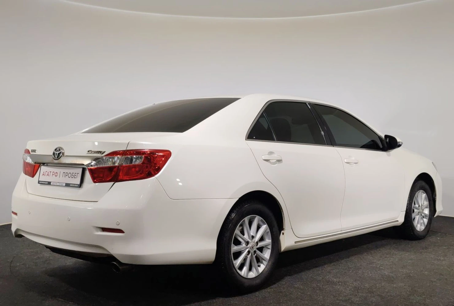 Toyota Camry, 2014