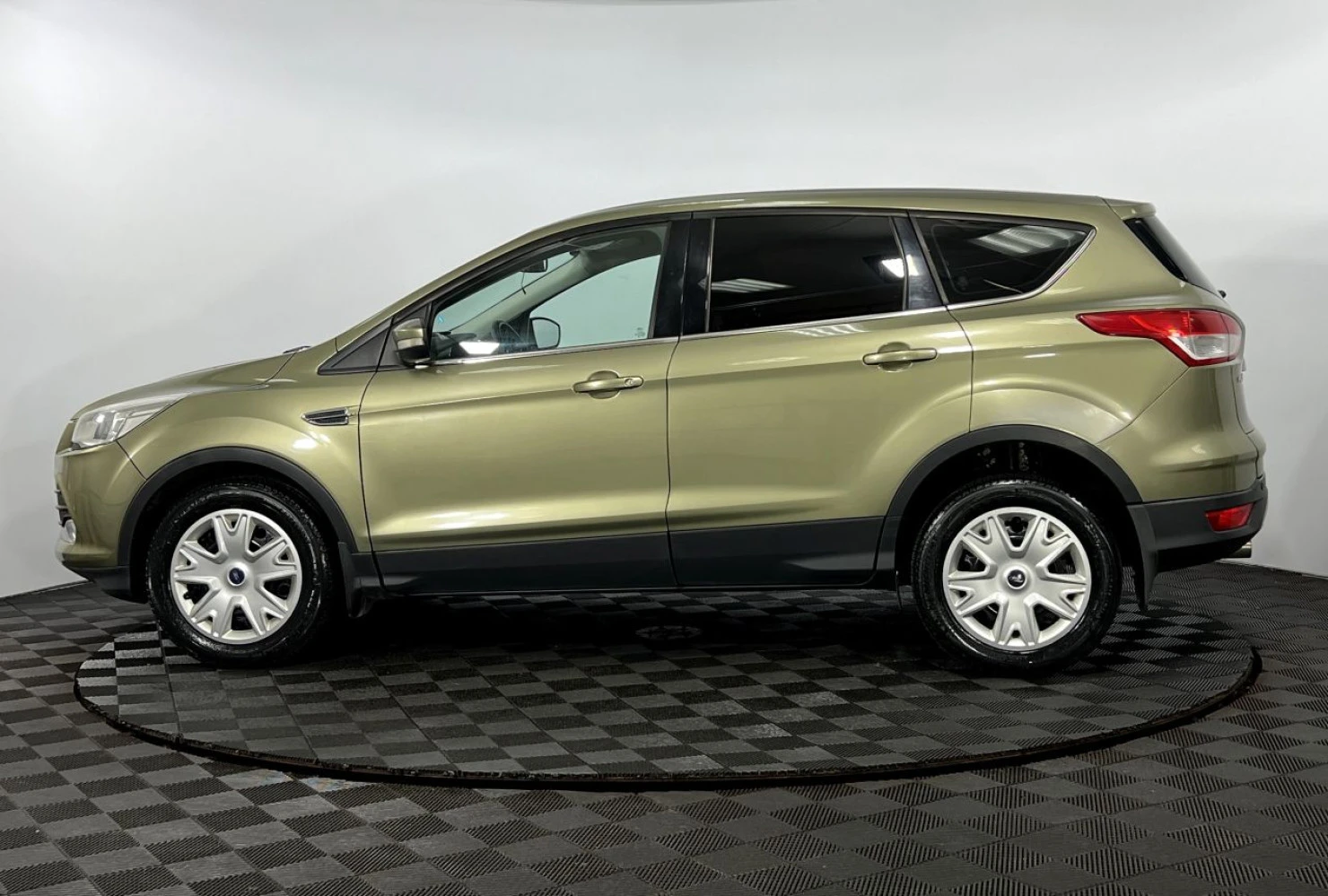 Ford KUGA, 2013