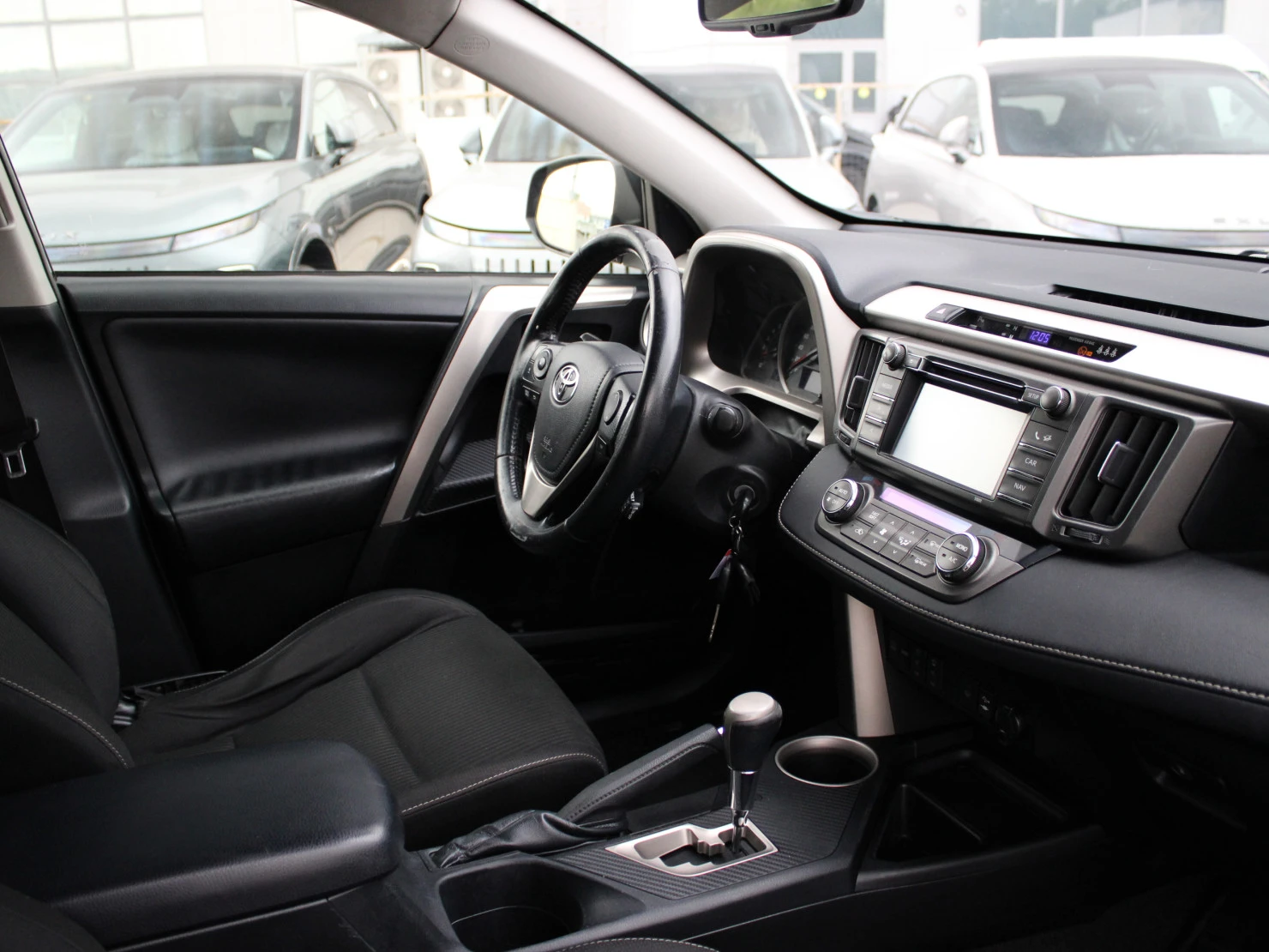 Toyota RAV4, 2014