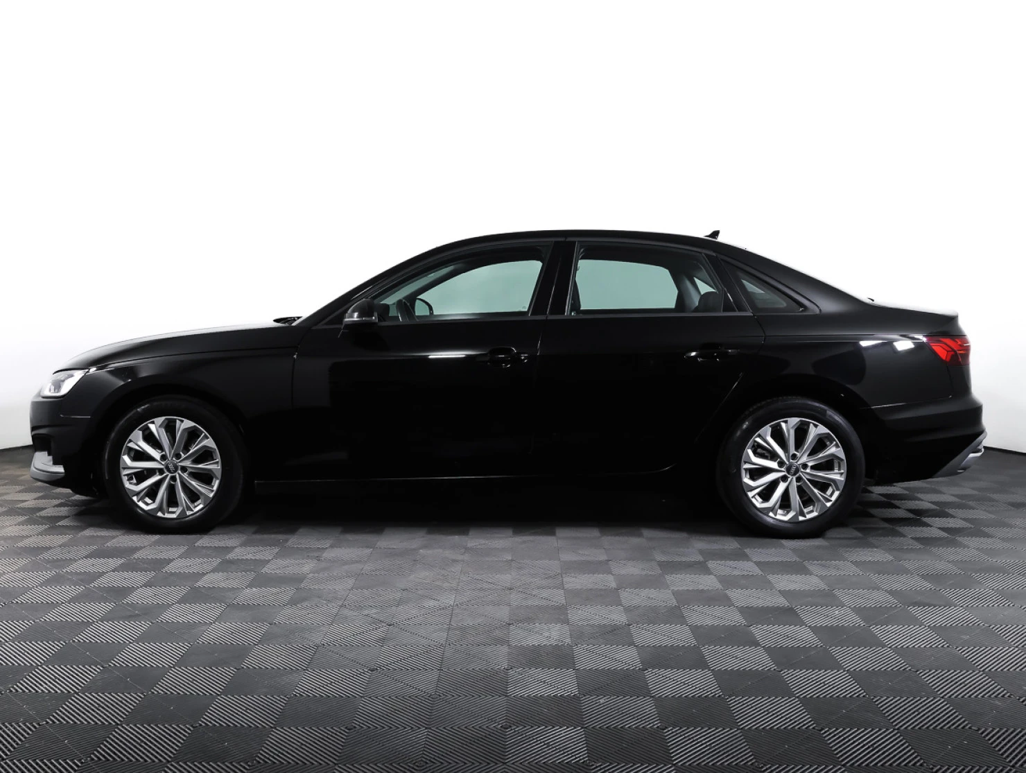 Audi A4, 2020