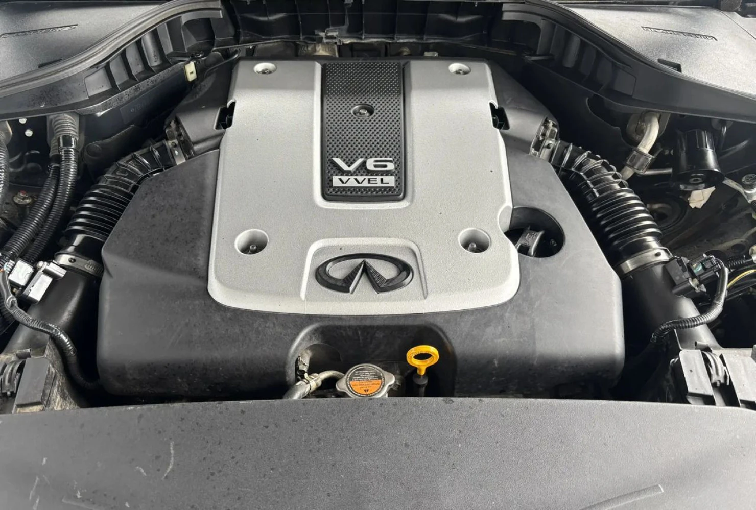 Infiniti M, 2012