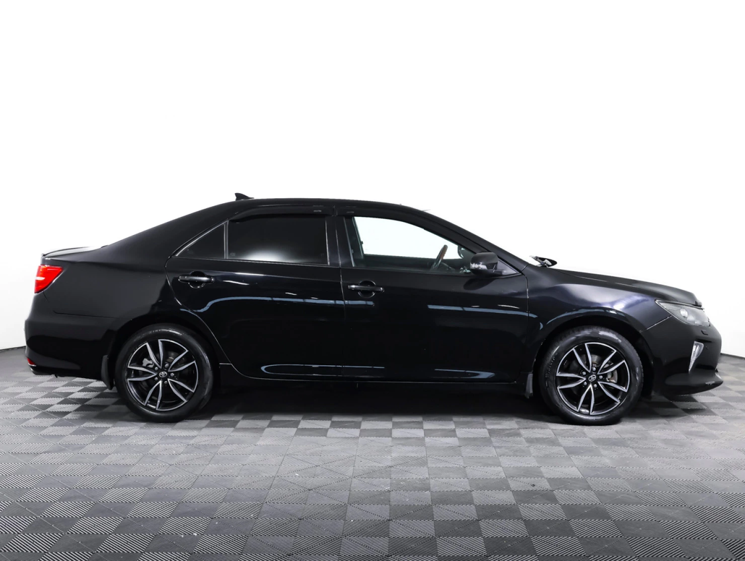 Toyota Camry, 2017