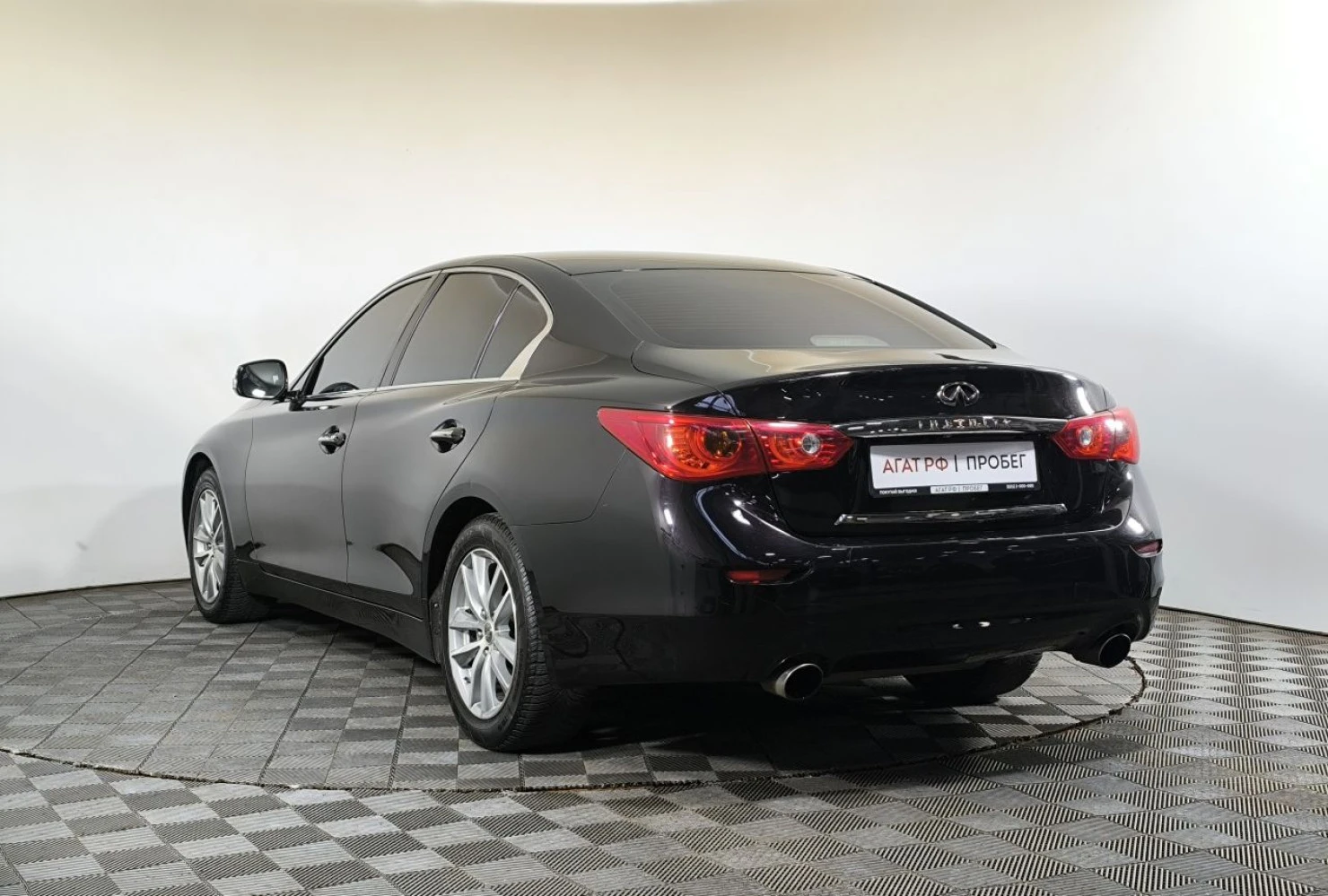 Infiniti Q50, 2015