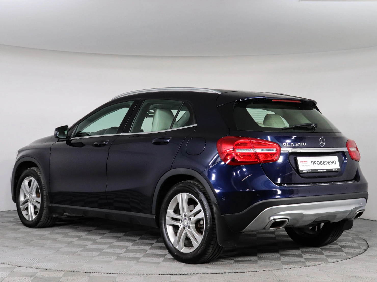 Mercedes-Benz GLA, 2016