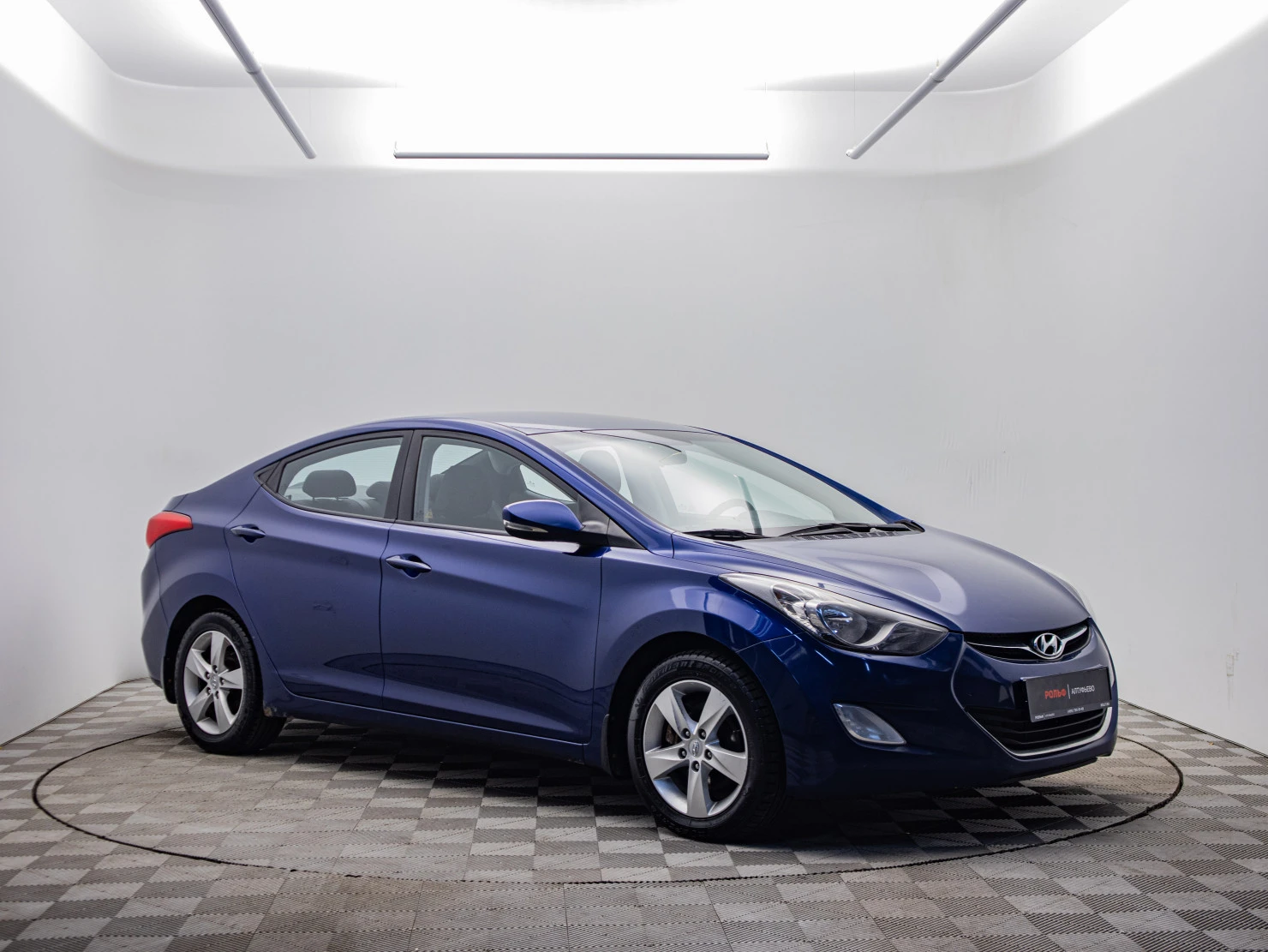 Hyundai Elantra, 2011
