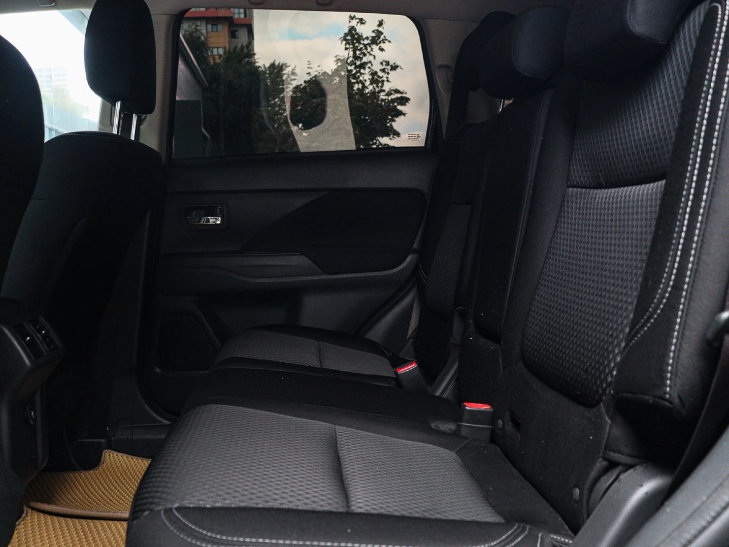 Mitsubishi OUTLANDER, 2019