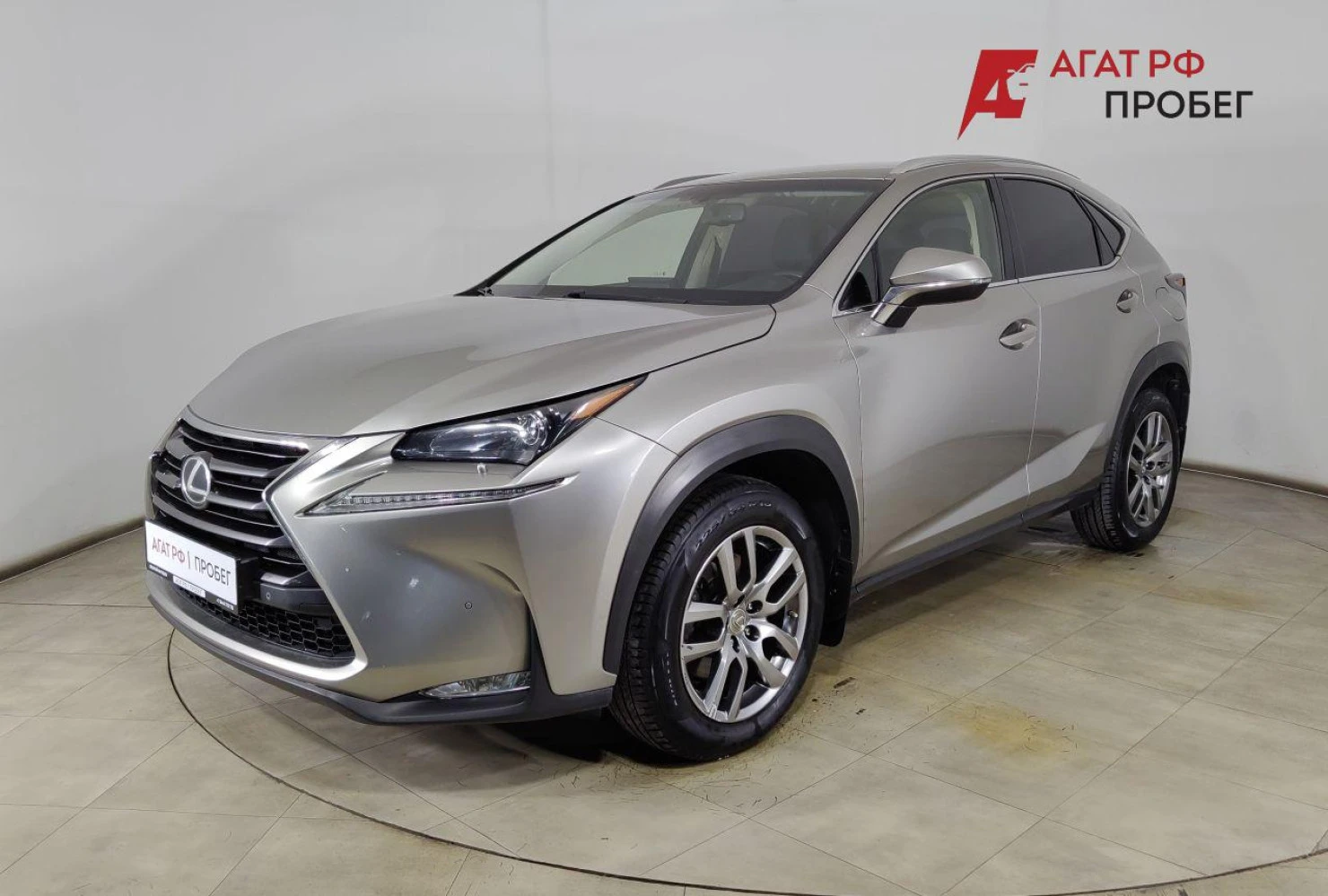 Lexus NX, 2016