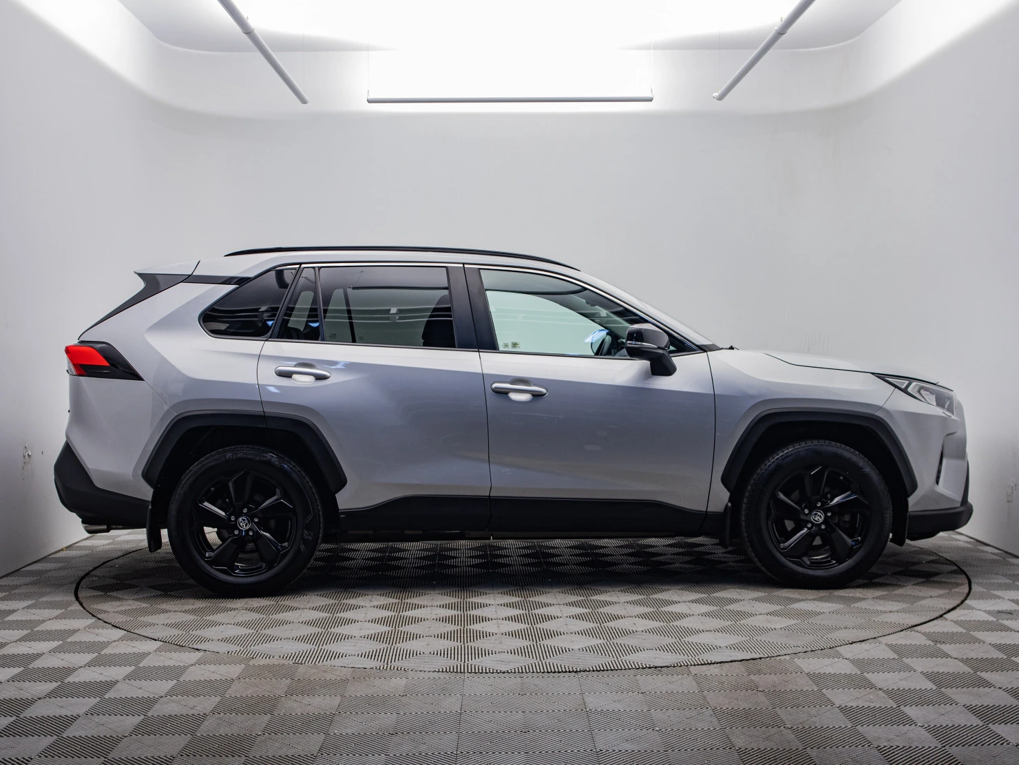 Toyota RAV4, 2021