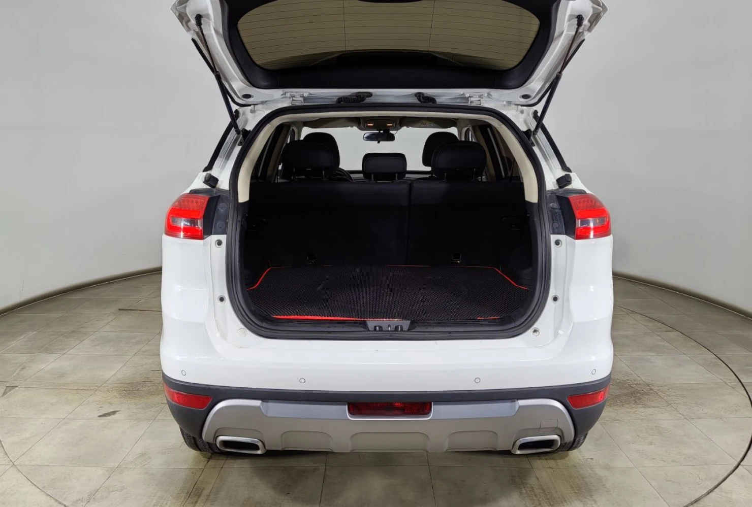Geely Atlas, 2019