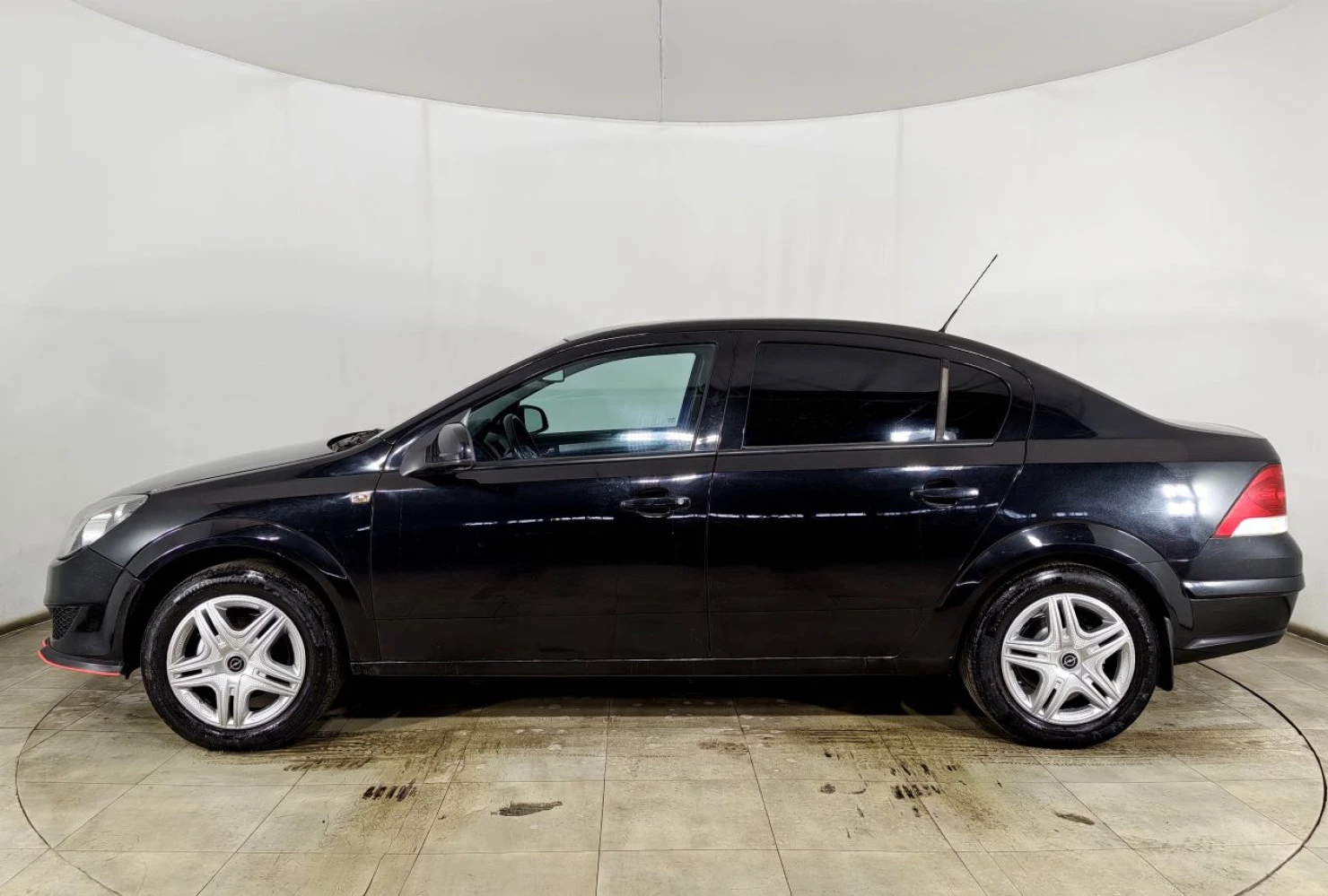 Opel Astra, 2013