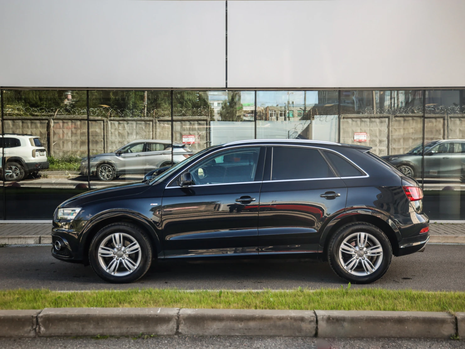 Audi Q3, 2013