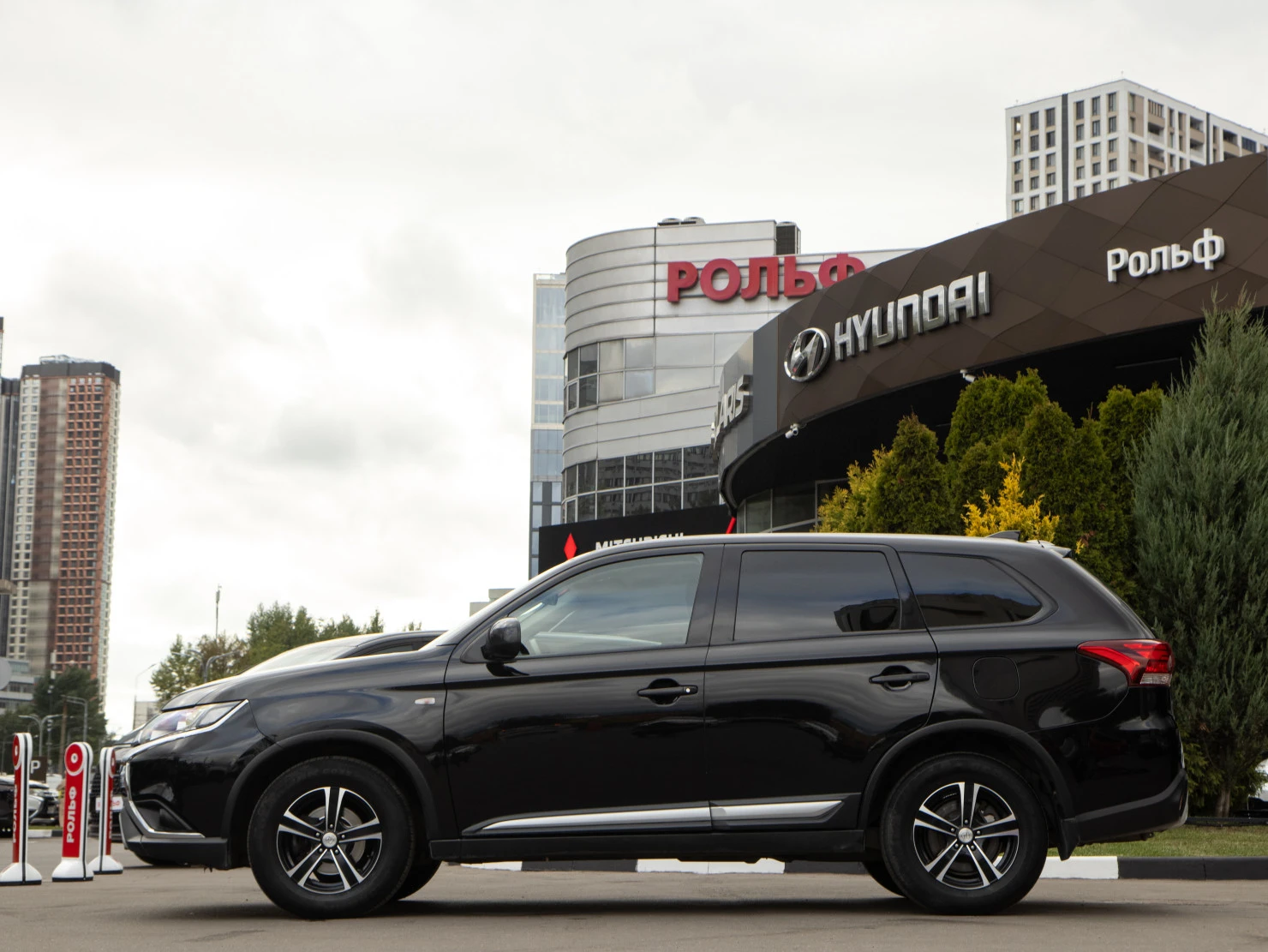 Mitsubishi OUTLANDER, 2019