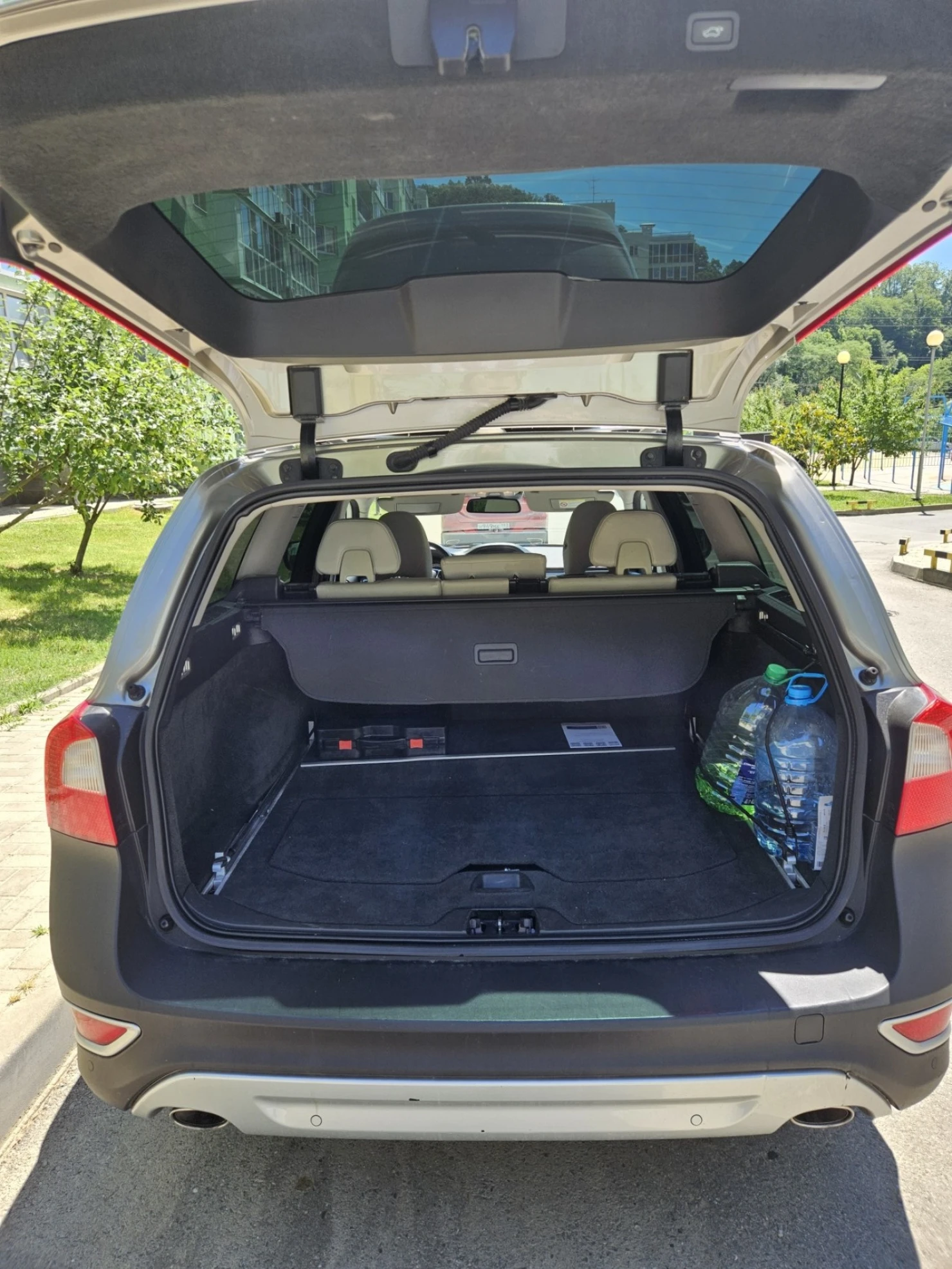Volvo XC70, 2011