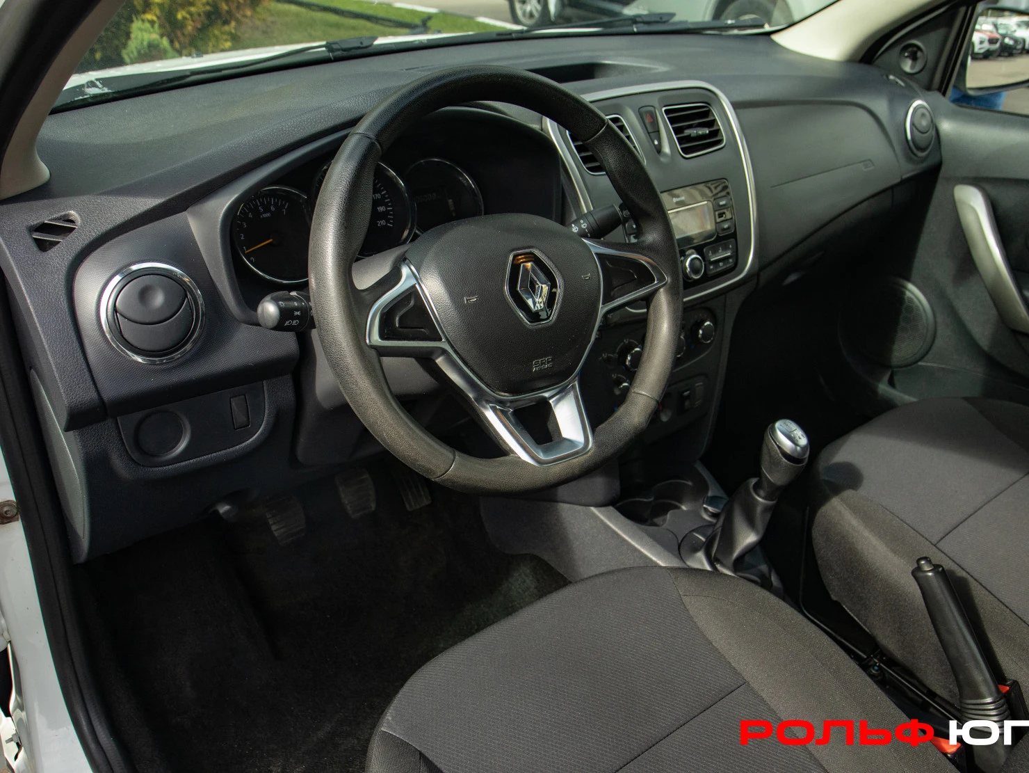Renault Logan, 2021