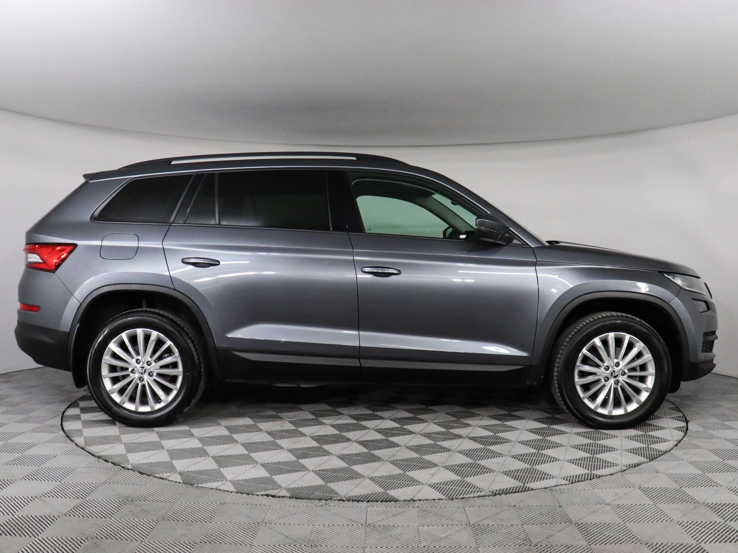 ŠKODA KODIAQ, 2020