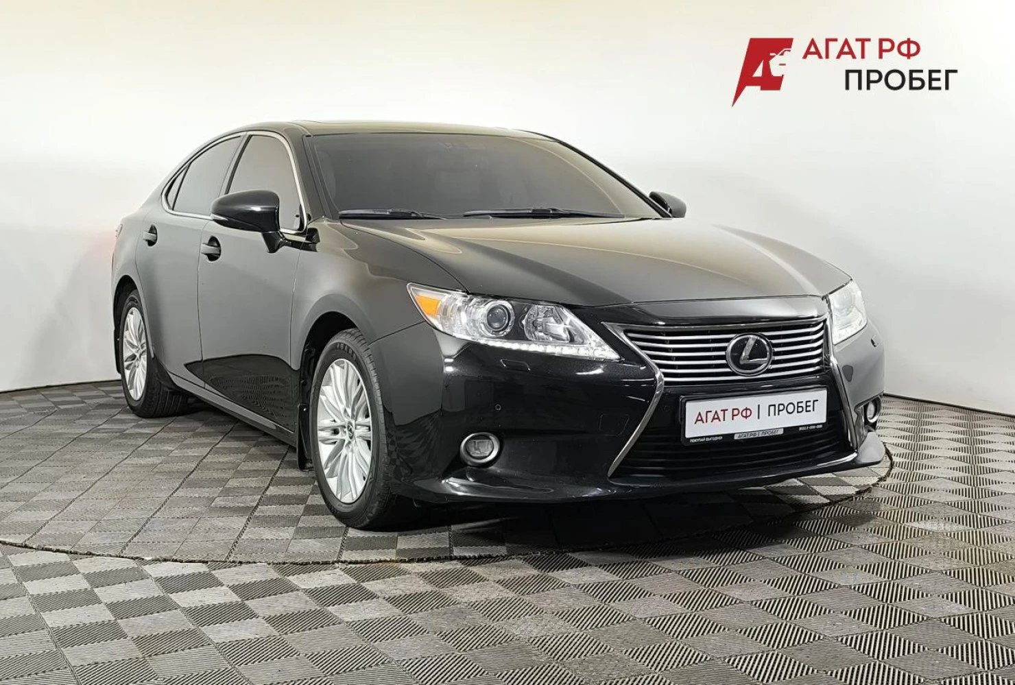 Lexus ES, 2014