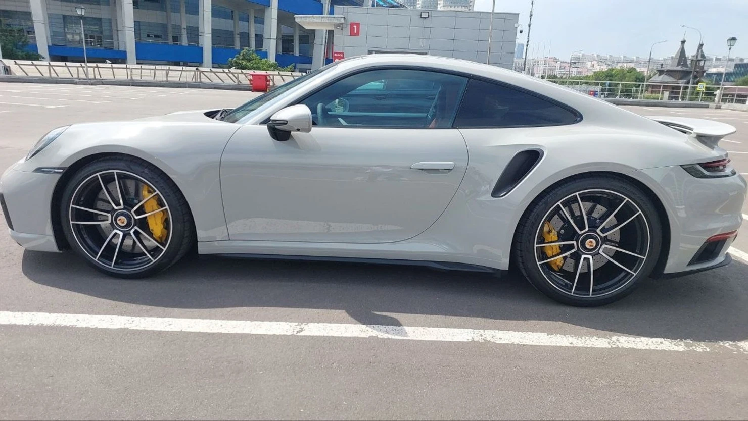Porsche 911, 2023