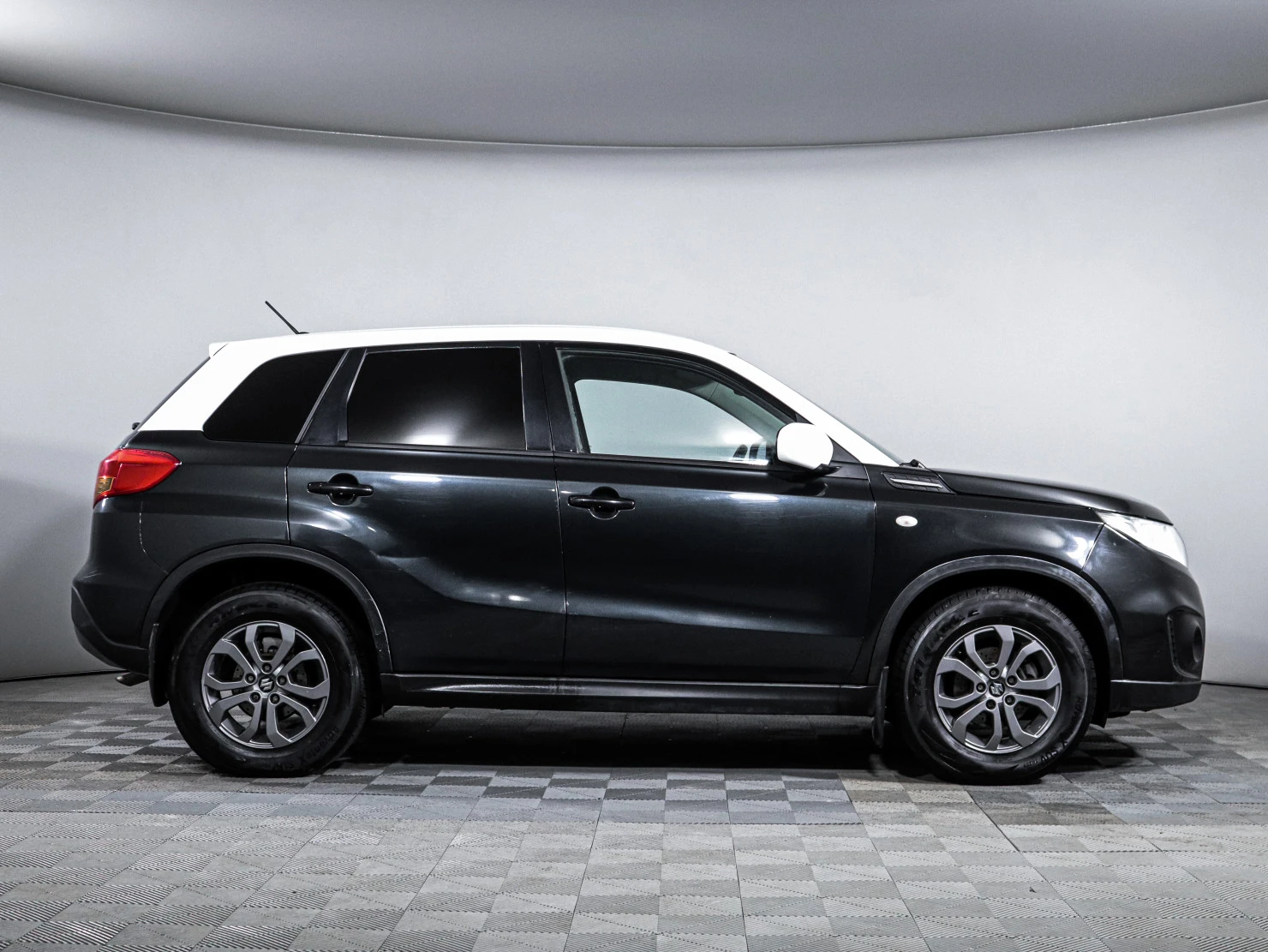 Suzuki Vitara, 2016