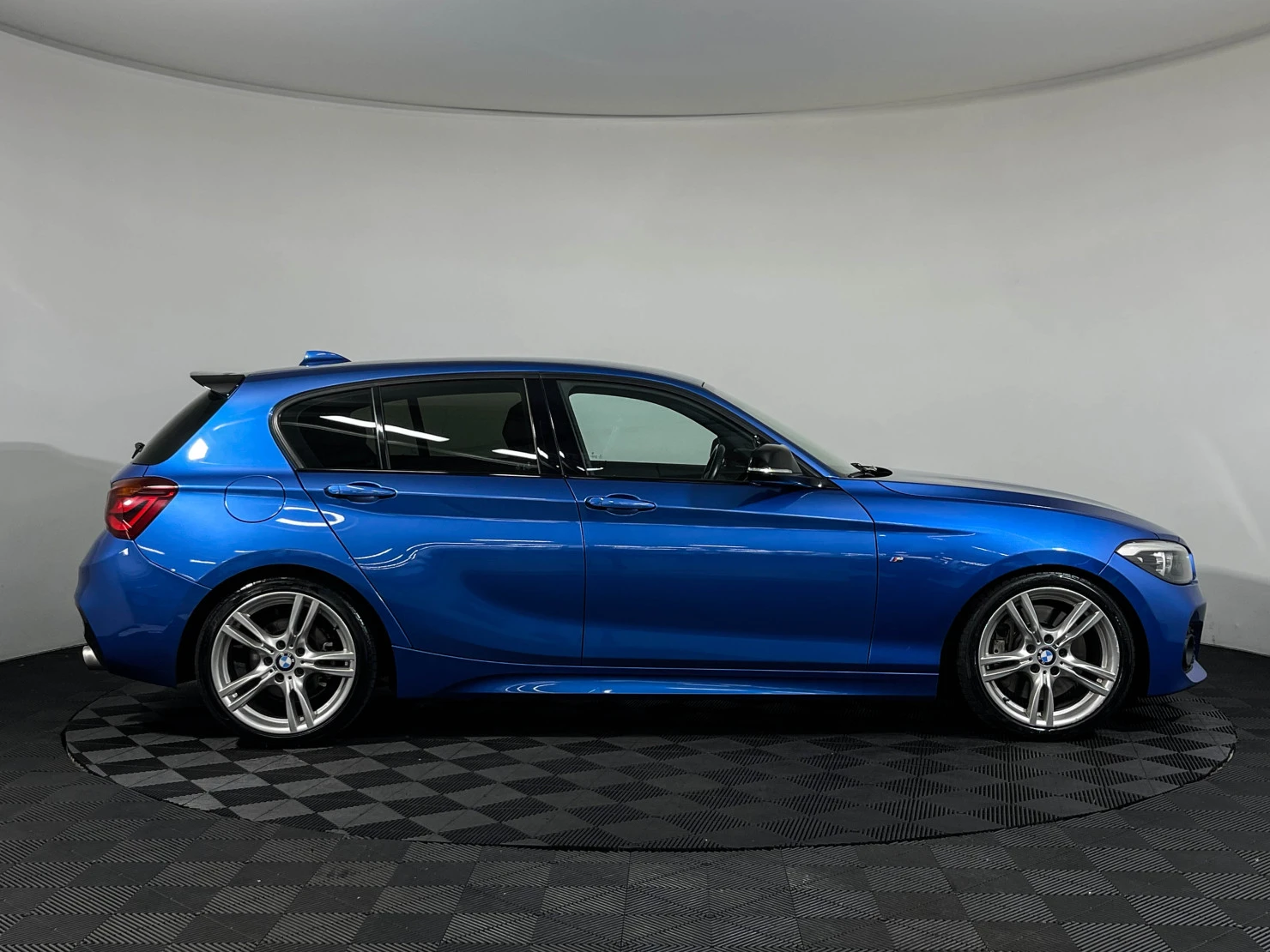 BMW 1 серии, 2018