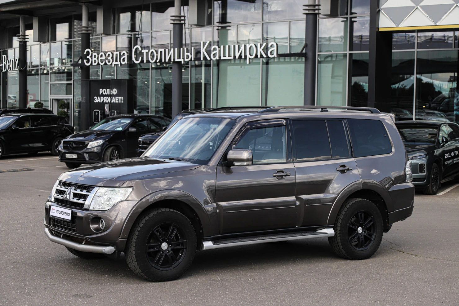Mitsubishi PAJERO, 2011