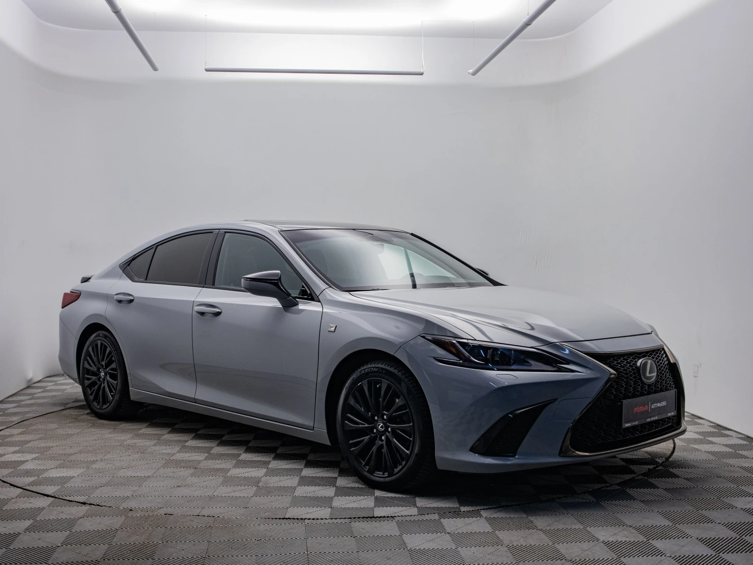 Lexus ES, 2020