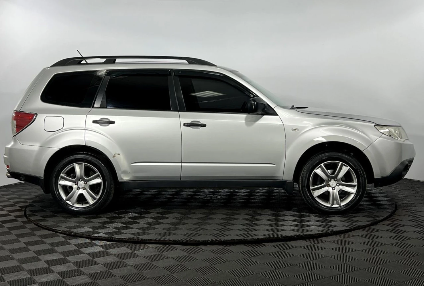 Subaru Forester, 2011